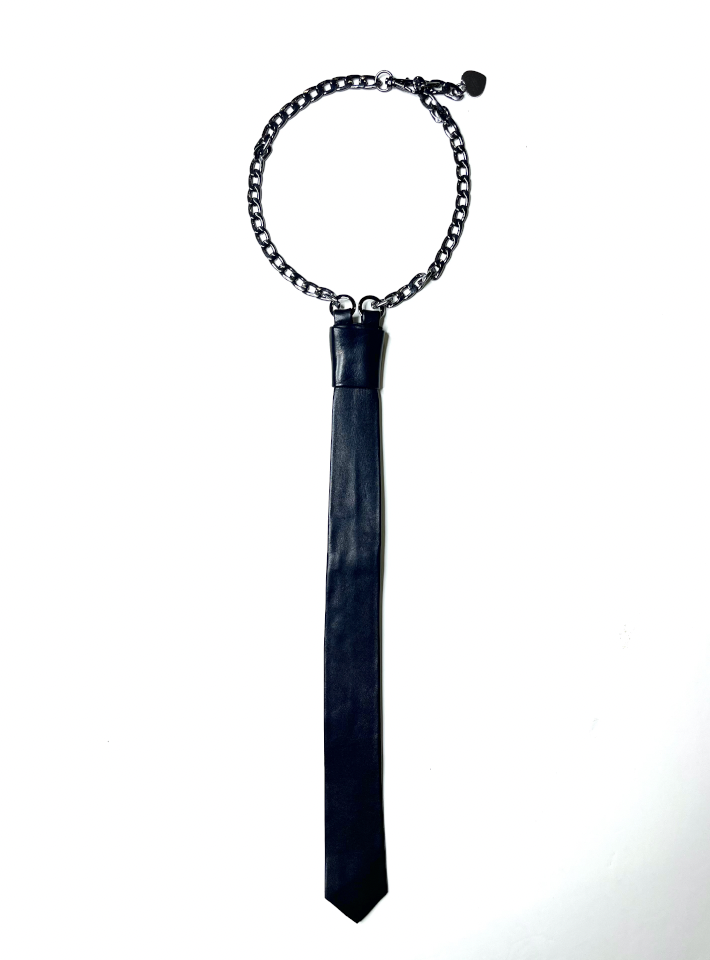 BLACK LEATHER NECKTIE NECKLACE