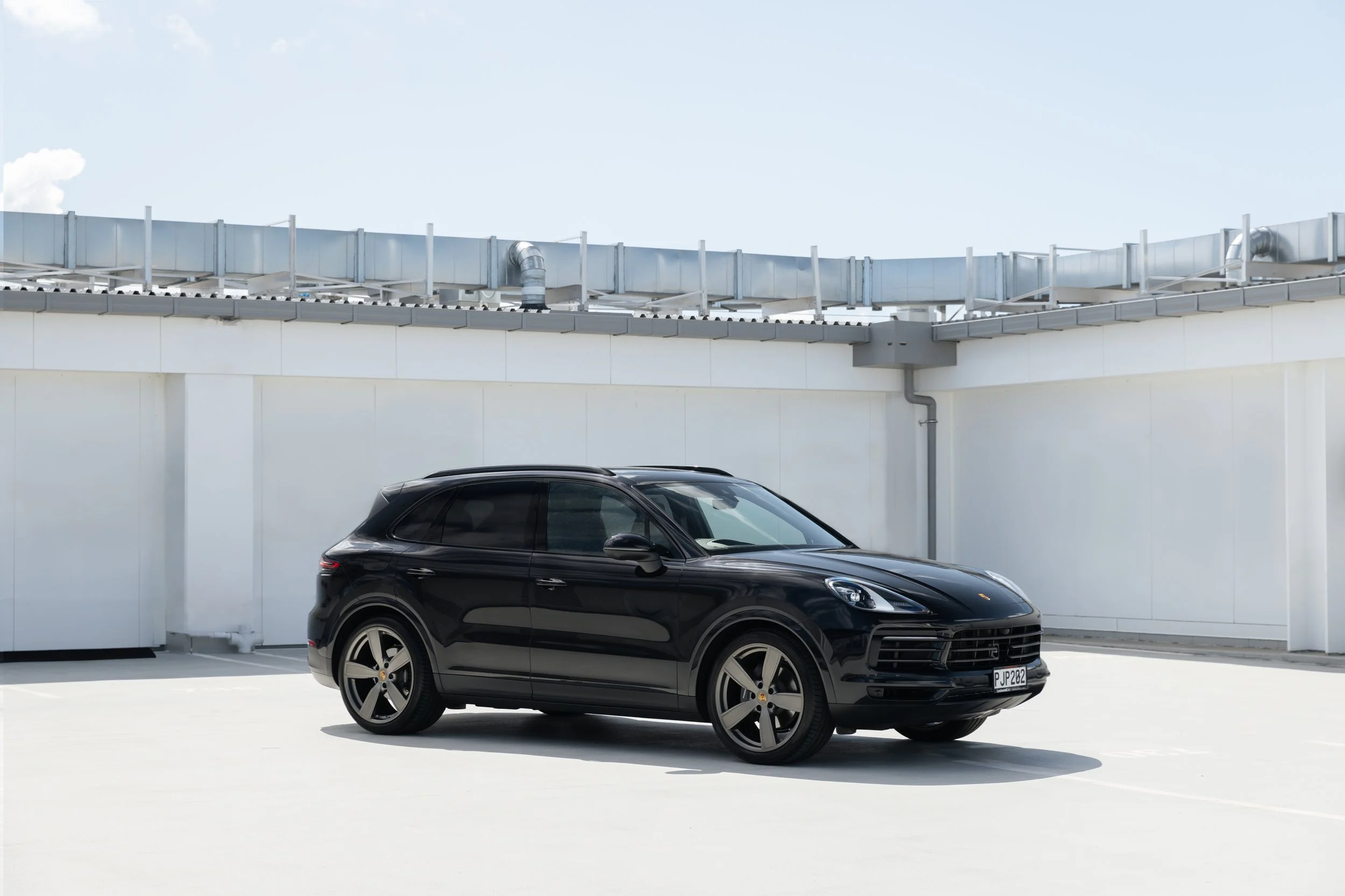 Cayenne Platinum Edition-20.jpg