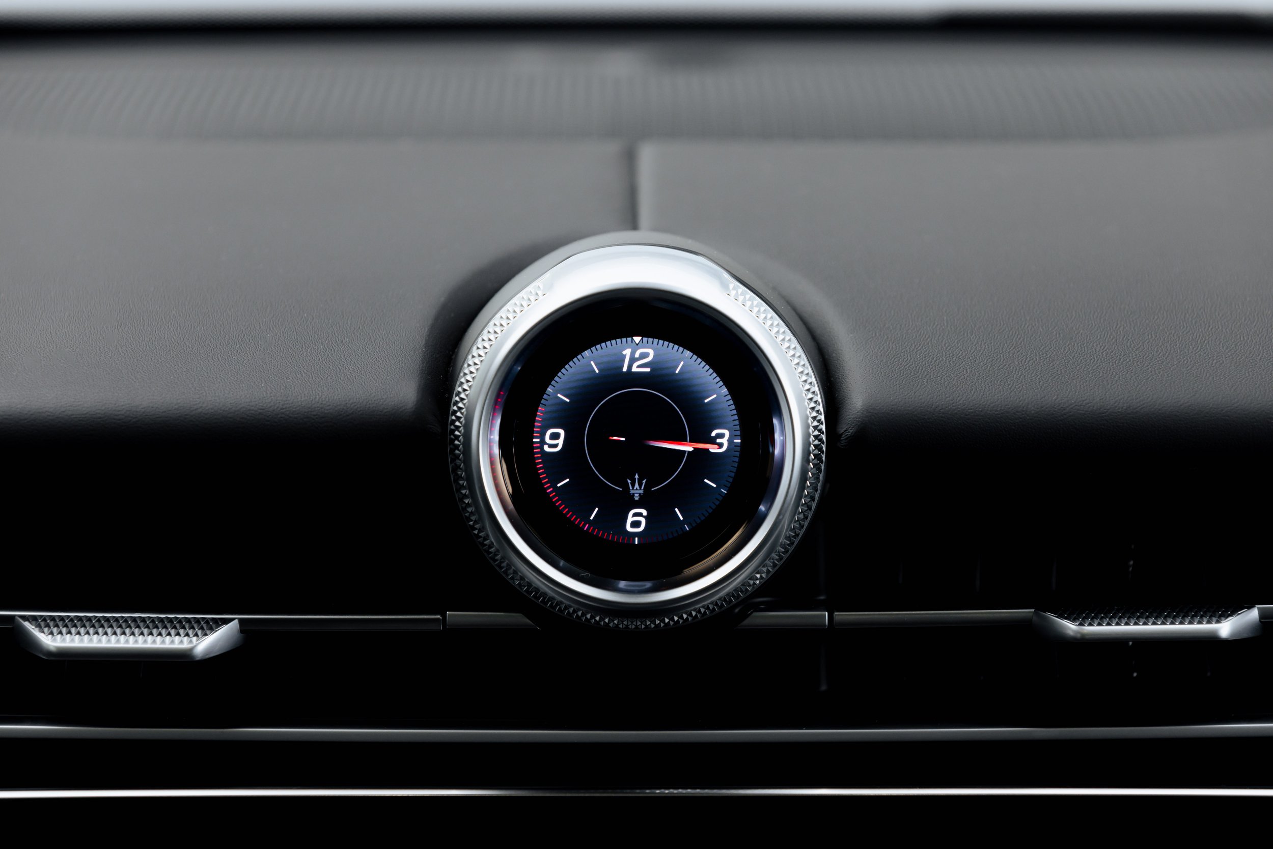 Web maserati-33.jpg