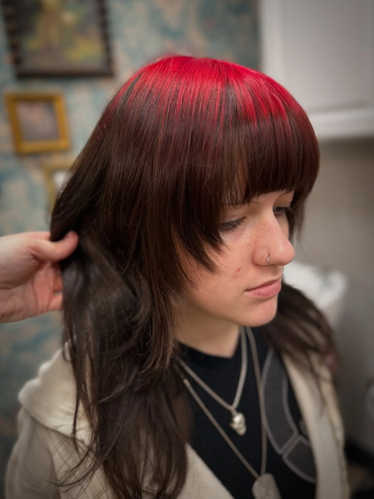 Faux ghost root by @az_cuts_the_hair using @paulmitchellpro colorways 

Have you wanted ghost roots but are scared of committing your whole head to the look? This could be for you 🤙

#misfitconcepts