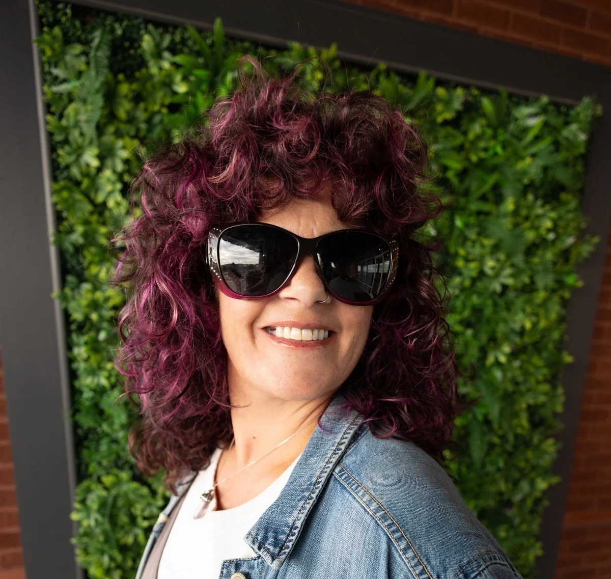 Cut by @arianawordhair 
Color by @hairby.bellastar using @paulmitchellpro colorways

#misfitconccepts