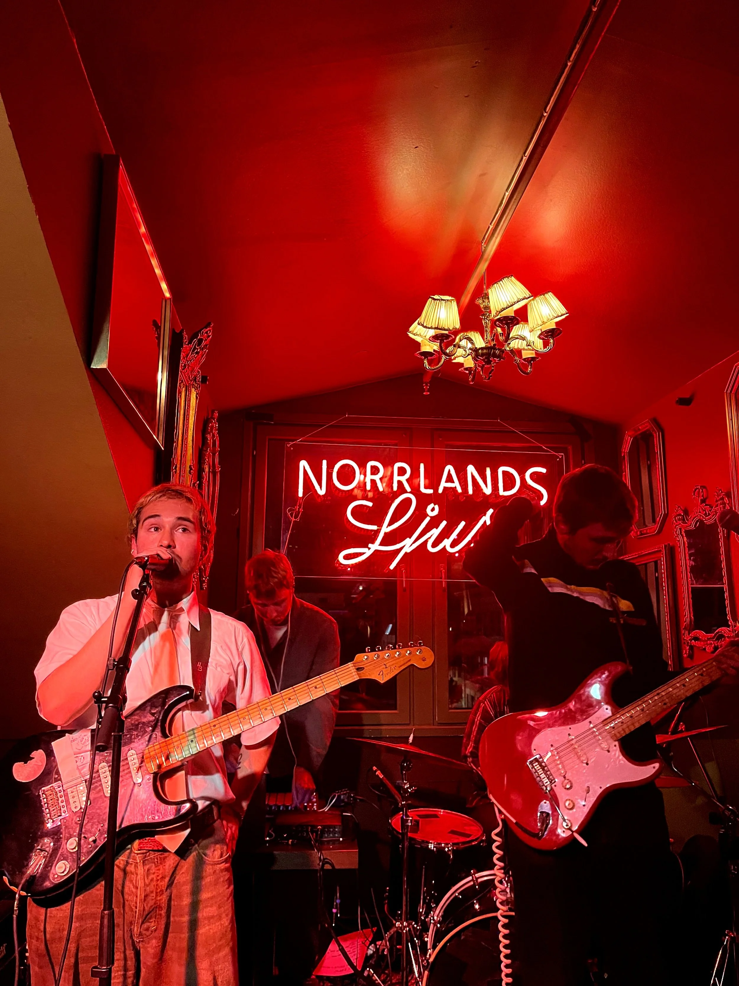 KOMMUNIKATION & KONCEPT INOM MUSIK