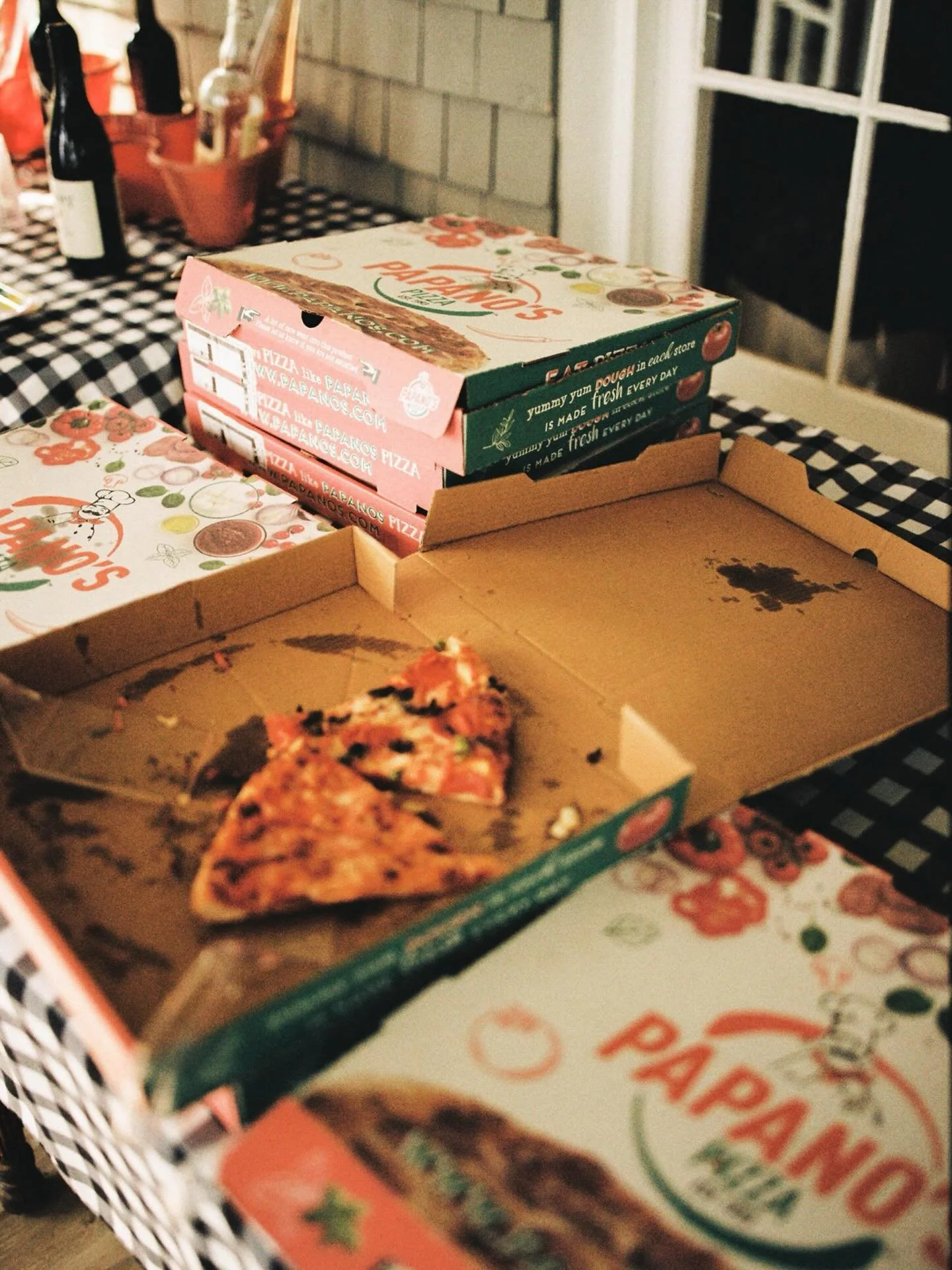 A pizza-welcome party, Up North surrounded by family &amp; friends in anticipation of their best day ever!!!! Sometimes (most times) the best and most memorable images come from the most laid back, causal times &mdash; simply spent among the ones we 