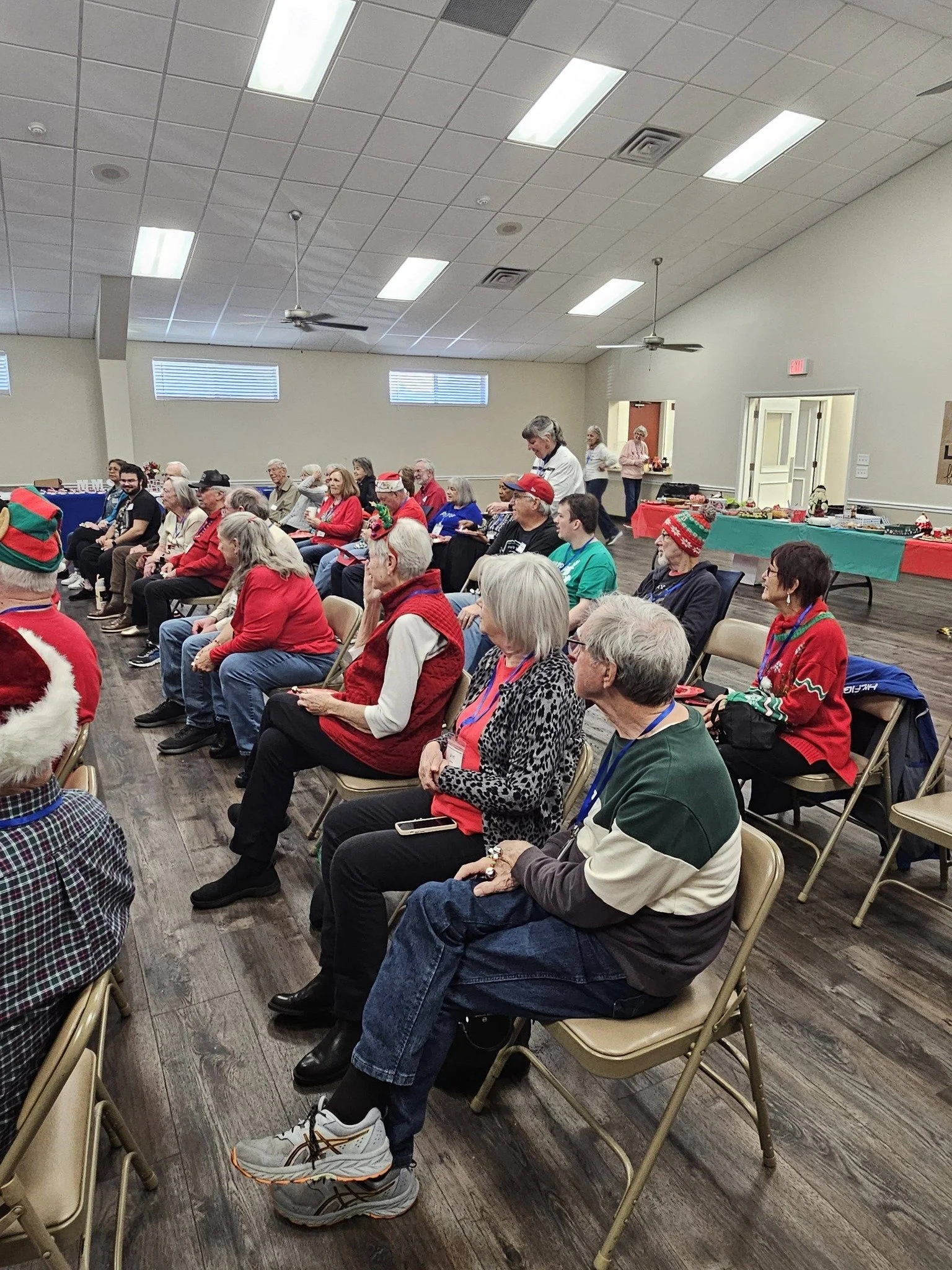 20251218 - Good turnout for the last singalong before the holiday break