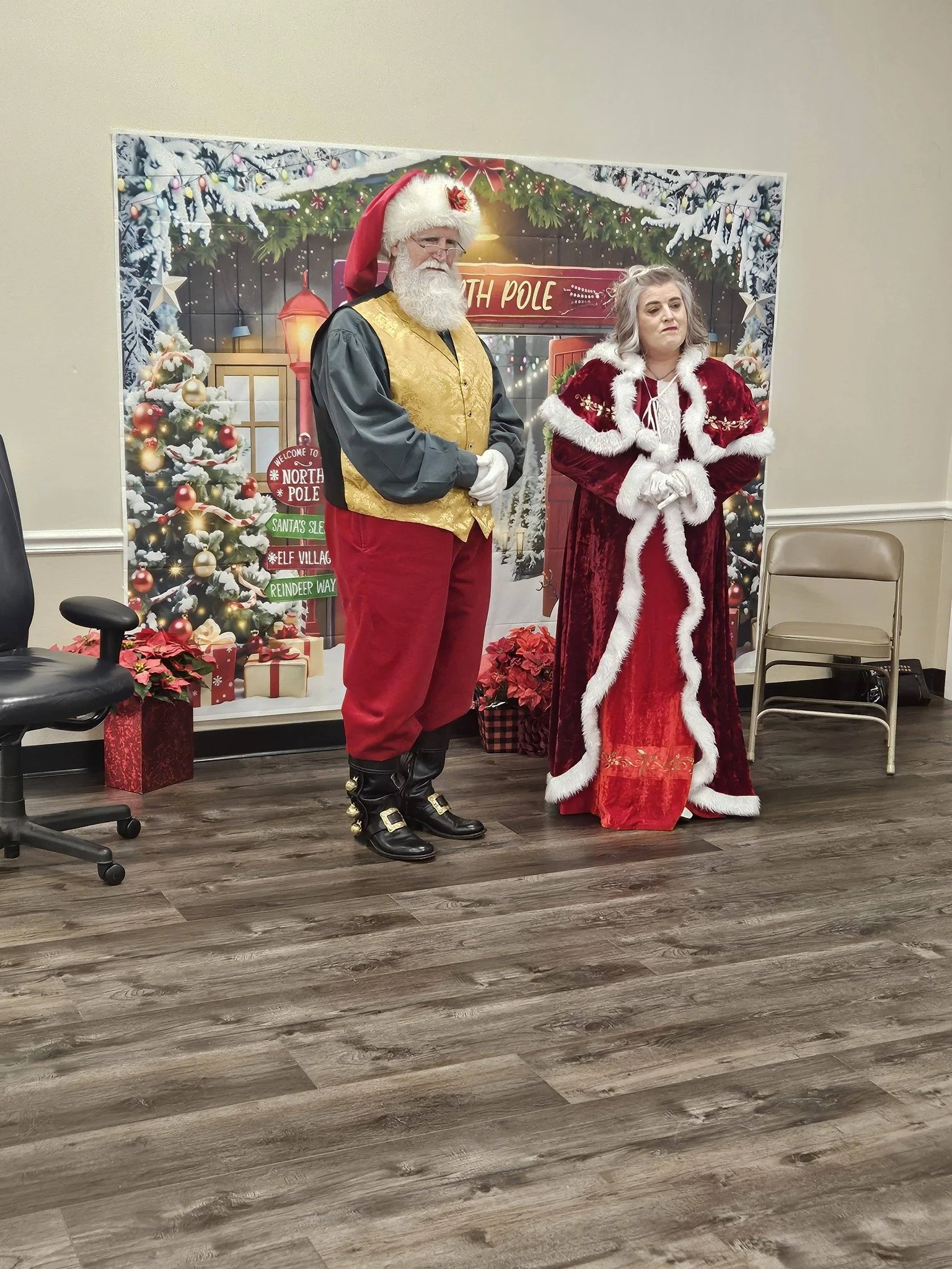 20251218 - Thanks to Santa Claus and Mrs. Claus!