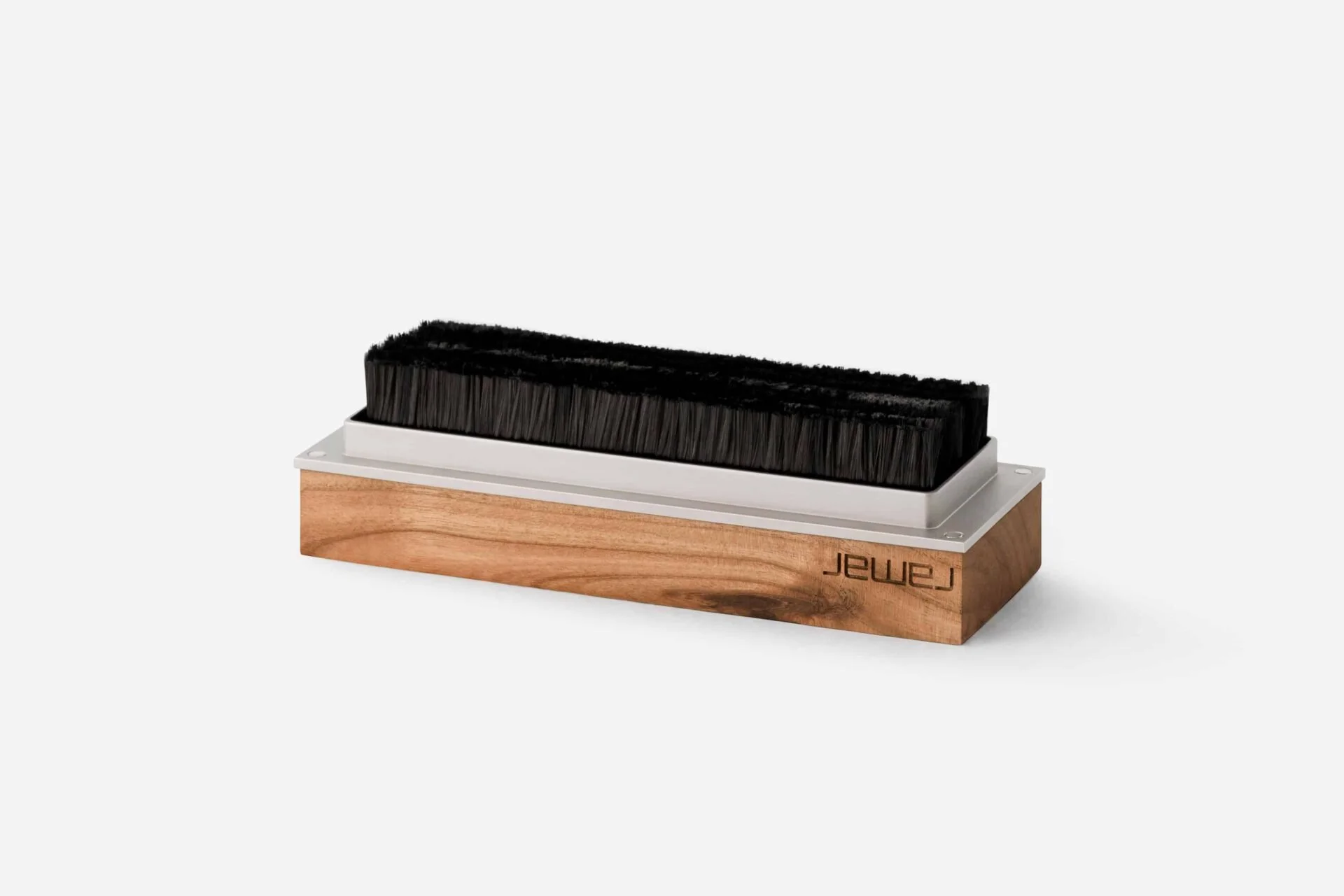 Ramar Red record brush