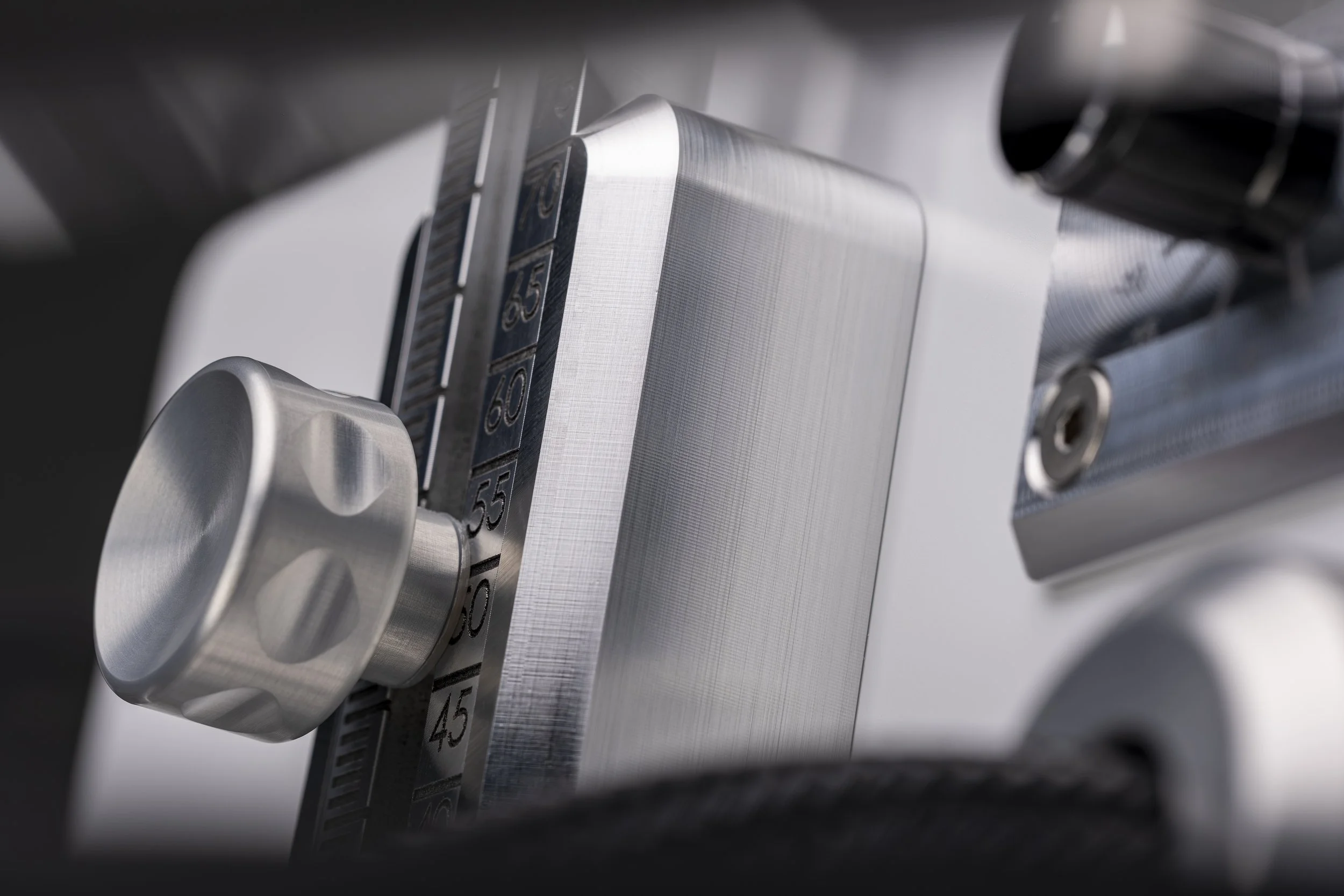 Autobiography Ethereal White Precision Slide-Spike Thumb Screw 3.JPG