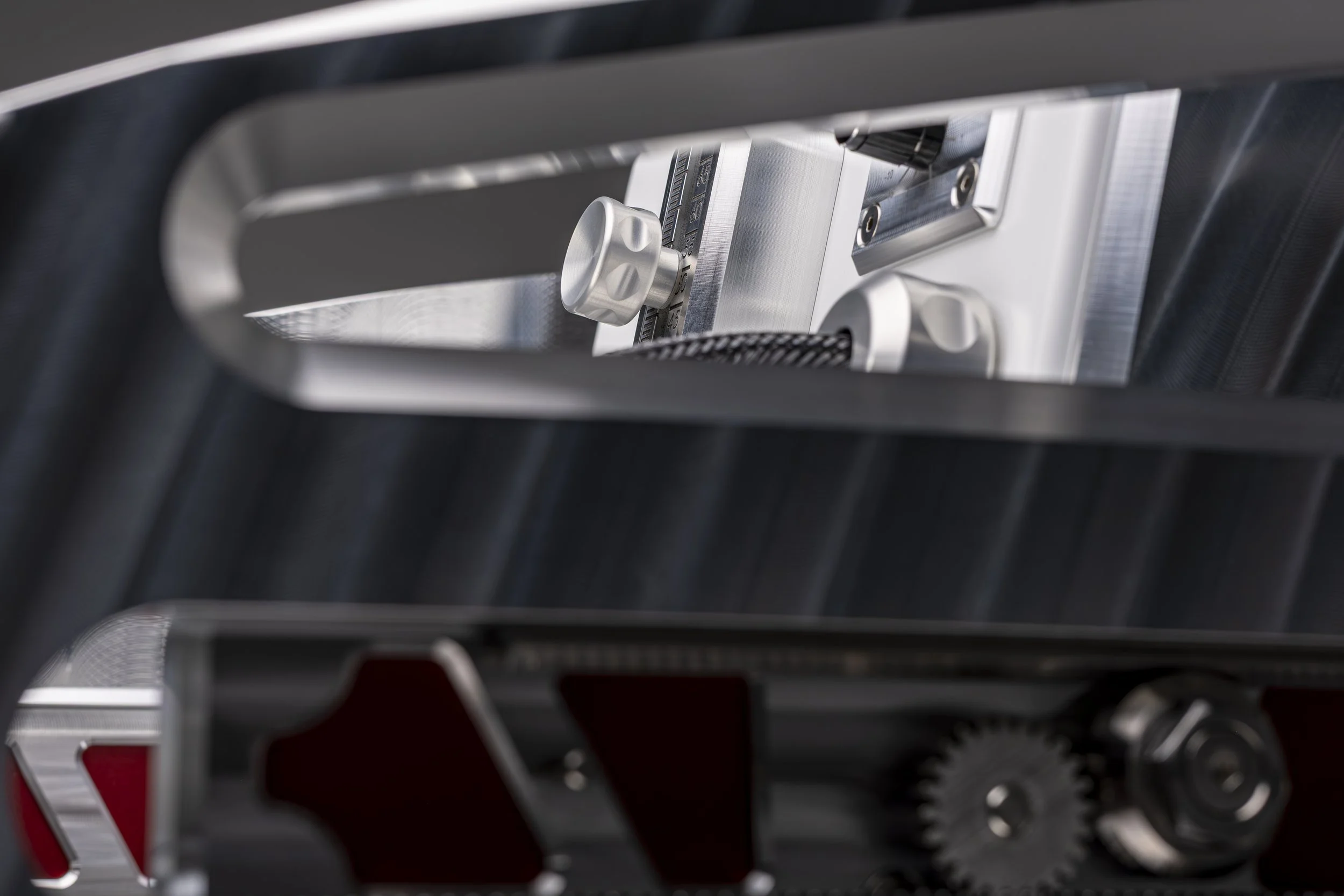 Autobiography Ethereal White Precision Slide-Spike Thumb Screw 2.JPG