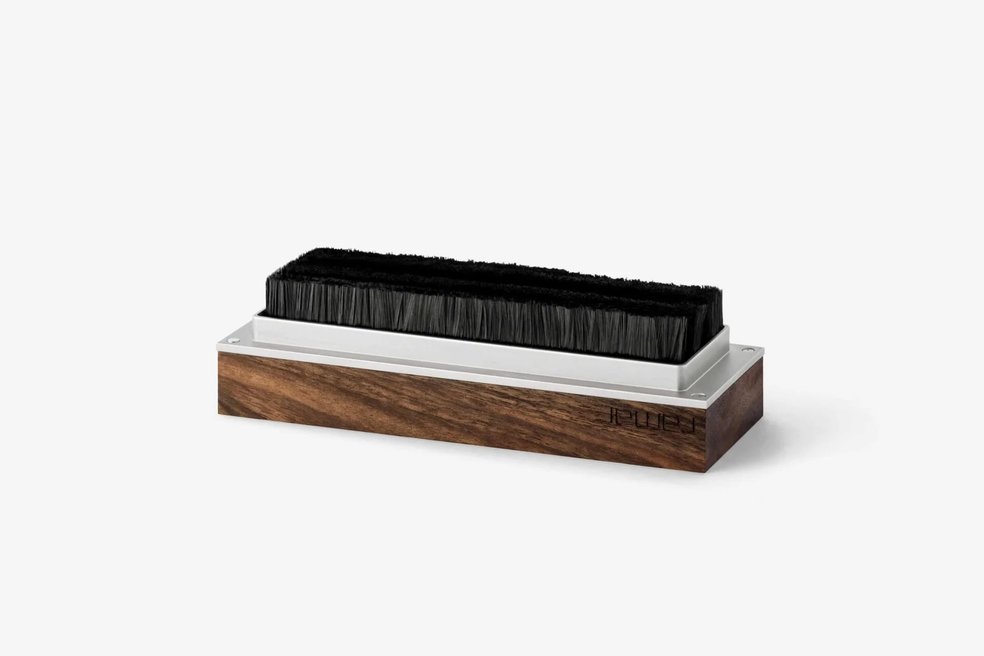 Tina record brush