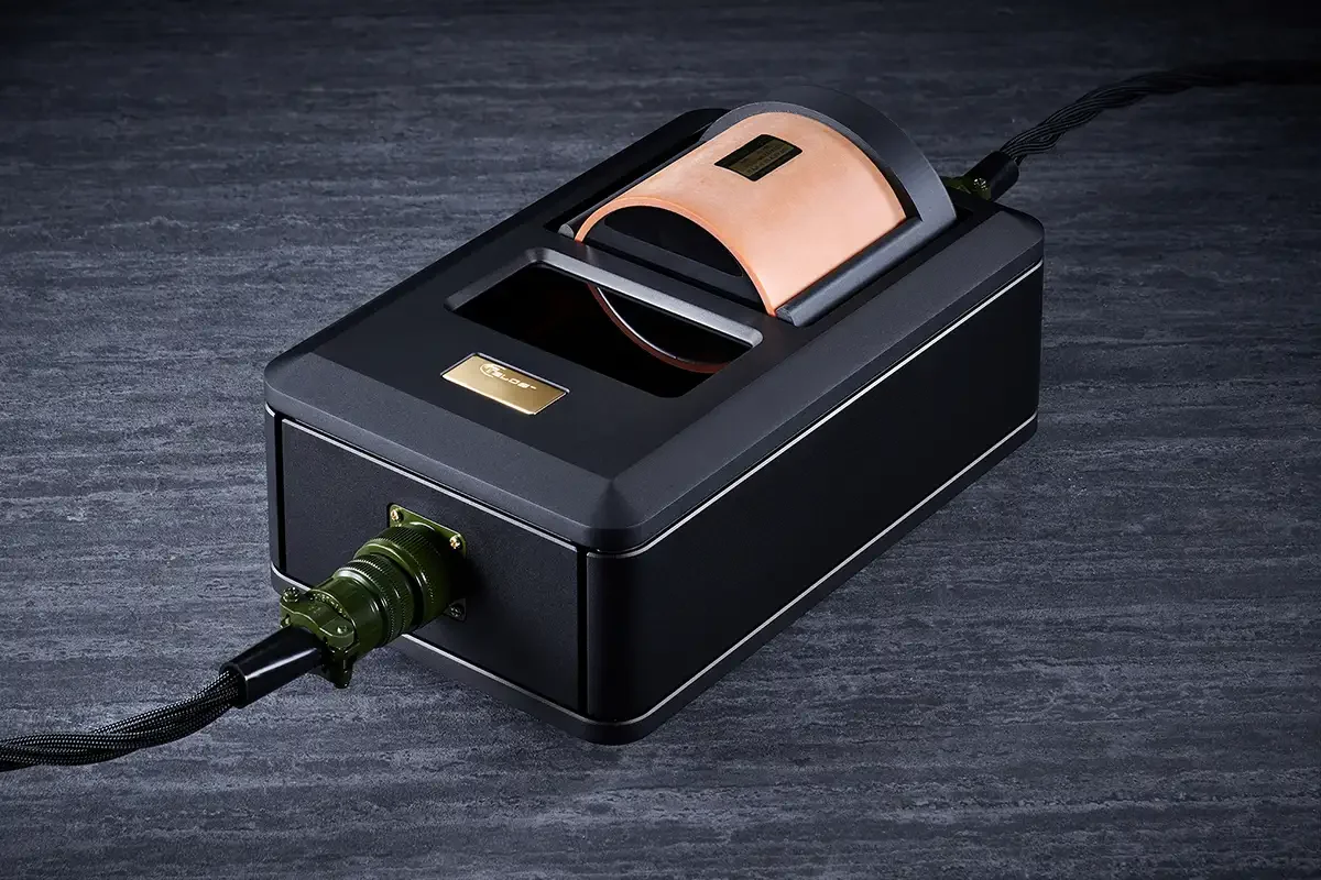 Telos Active Cable