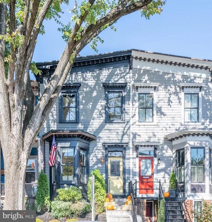 1132 Park St NE 1.jpeg