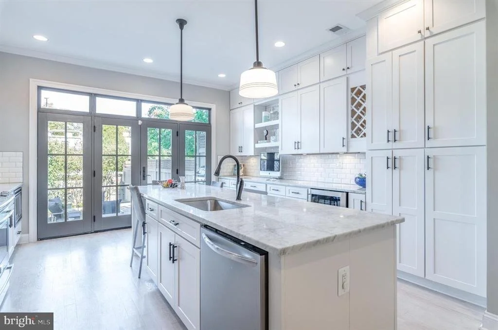1132 Park St NE 4.jpeg