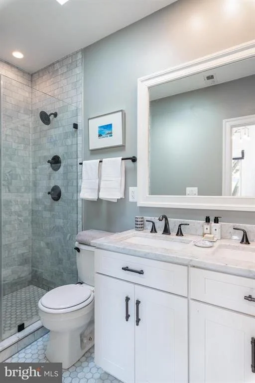 1132 Park St NE 18.jpeg