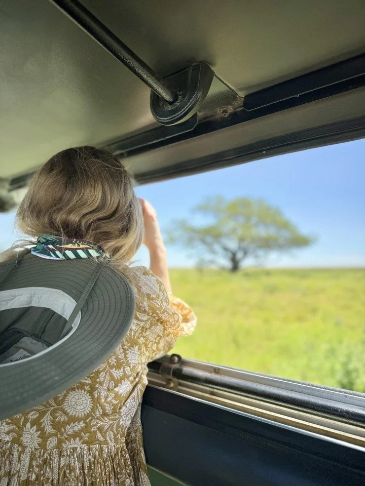 There’s a moment on safari that’s hard to describe until you’ve lived it.
It’s not the game drive or the luxury tent or even seeing the animals.
It’s that first second when your guide slows the vehicle, turns a little,