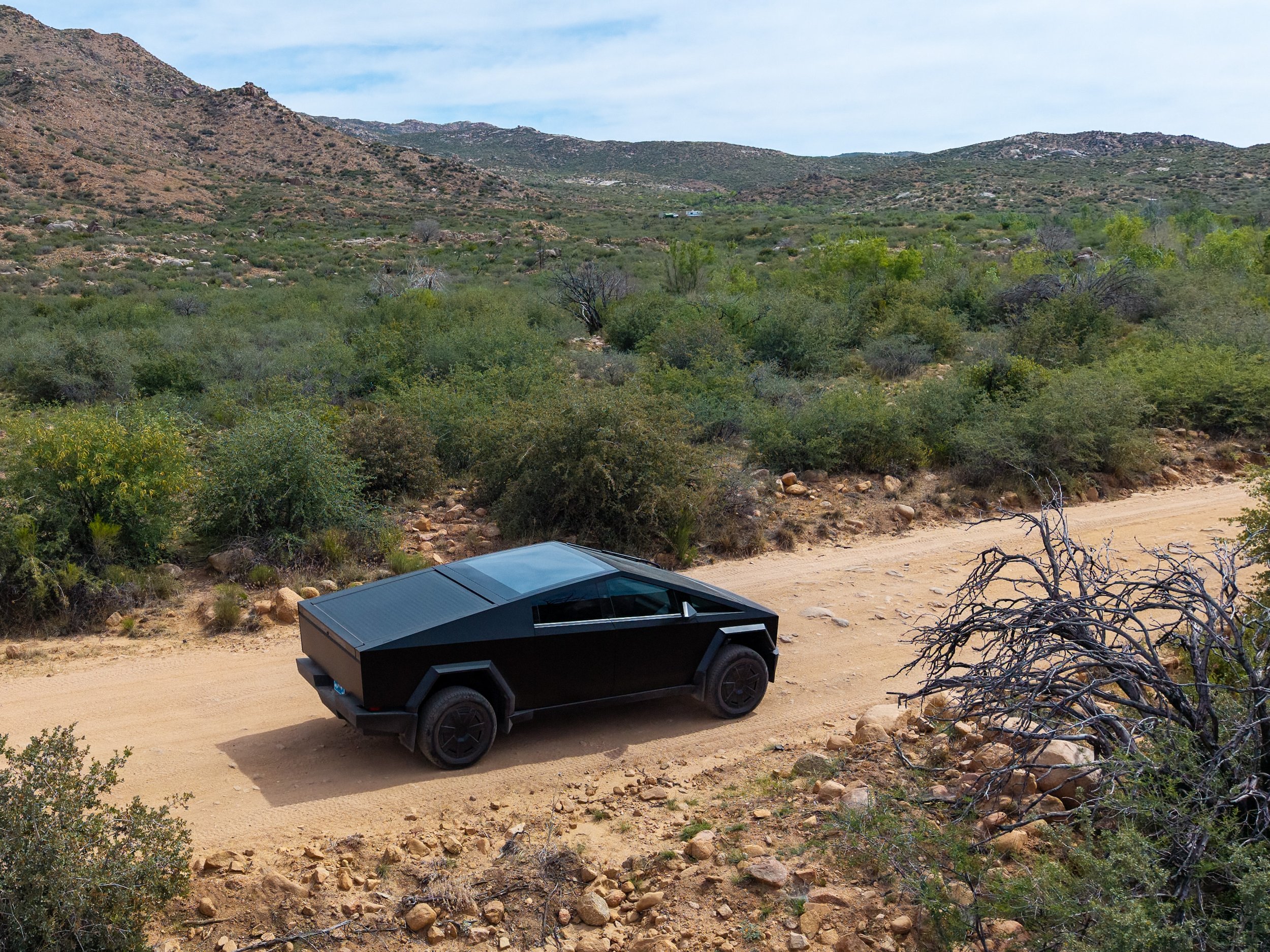 Drive Electric AZ - Four Peaks-DJI_20260412103533_0028_D-2.jpg