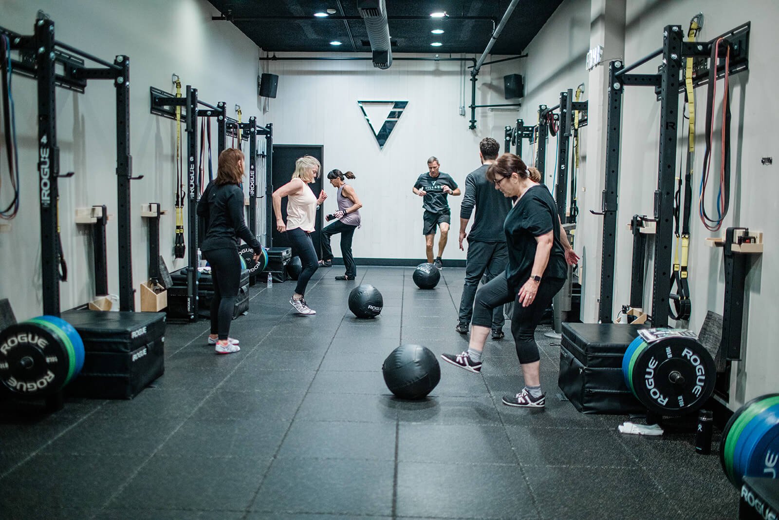 Village Fitness & Physical Therapy Glendora