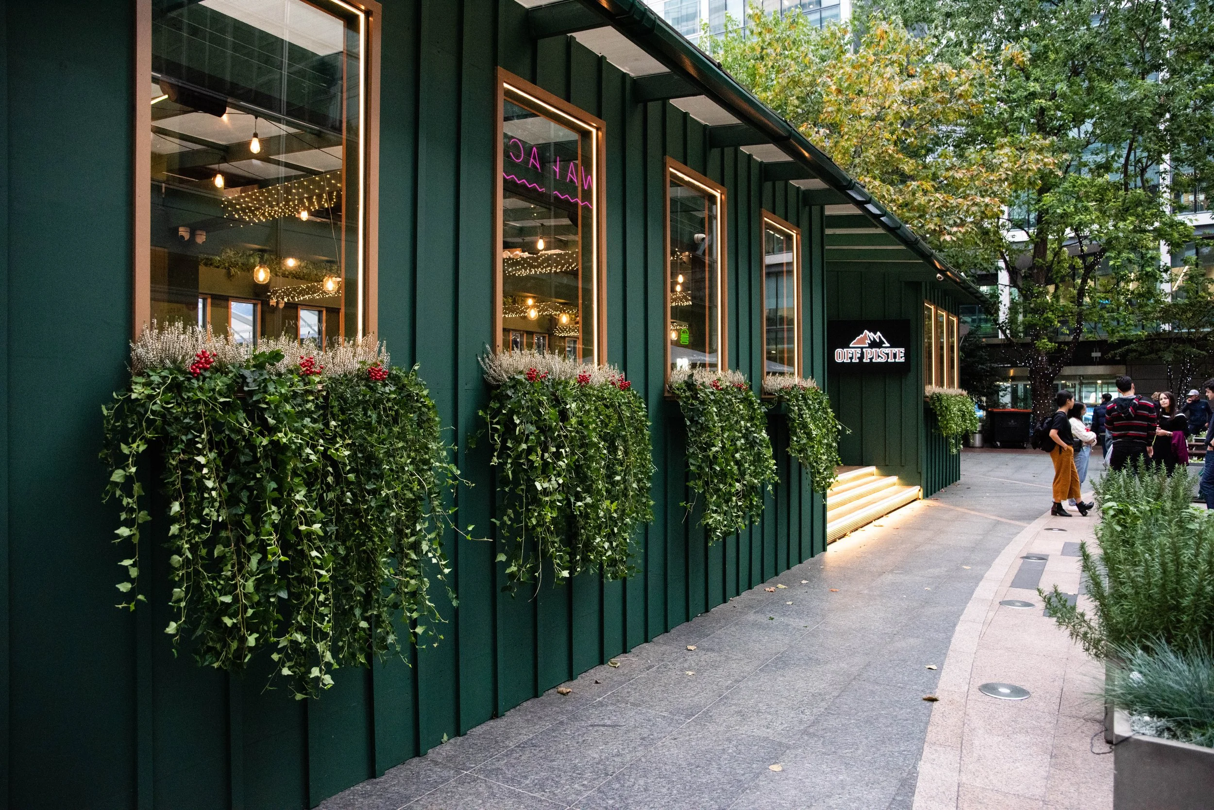 Off Piste Bar Canary Wharf