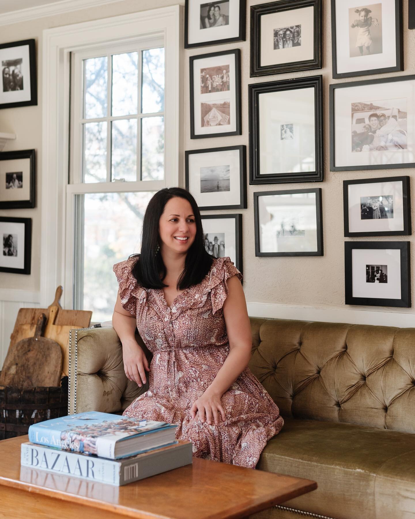 CURATOR TAKEOVER! Follow along in stories to see antiquing finds by @jennifergalik in Saugherties, NY. Jen has over 20 years of experience in the fashion industry and a long-time love of things with history. Heck, we may even embarrass her a bit and 