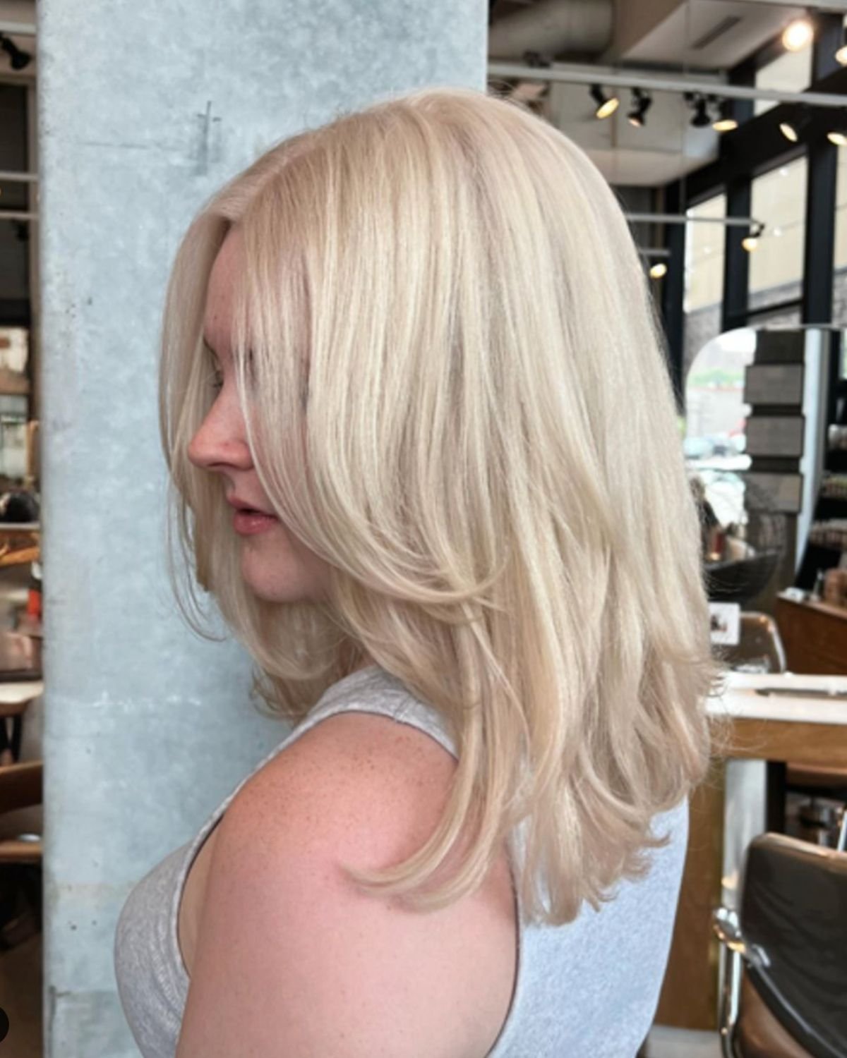 Getting ready for the sunny summer days ahead with this radiant bleach and tone by @joyful.hair ☀️

What&rsquo;s your go-to summer look for your locks? ⤵️