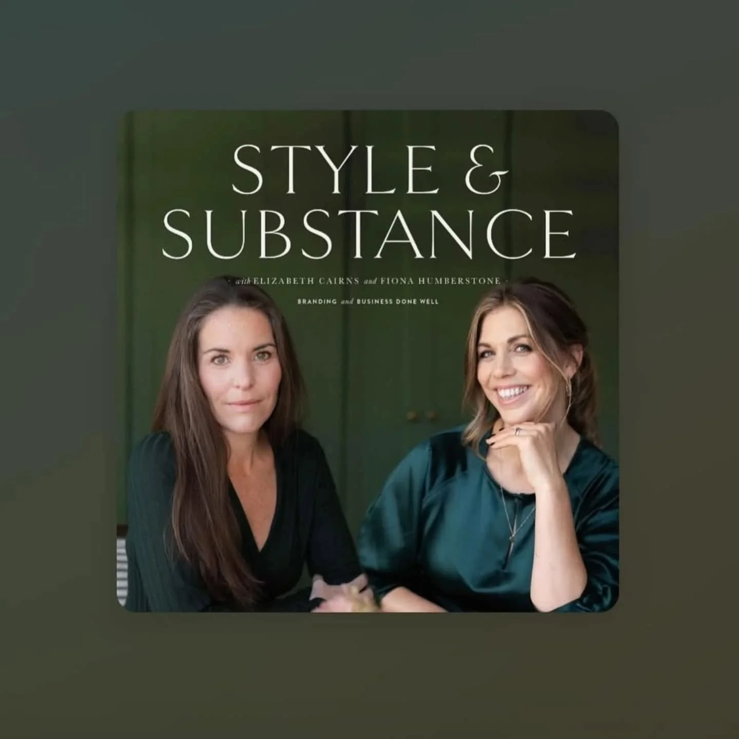 MAKE-UP TO COMPLIMENT YOUR BRAND
For brand shoots I create looks which give you an extra kick of confidence.  It doesn't have to be a big statement look but it does have to flatter and enhance, and look great on camera.
.
✨️ @thebrand_stylist and @an
