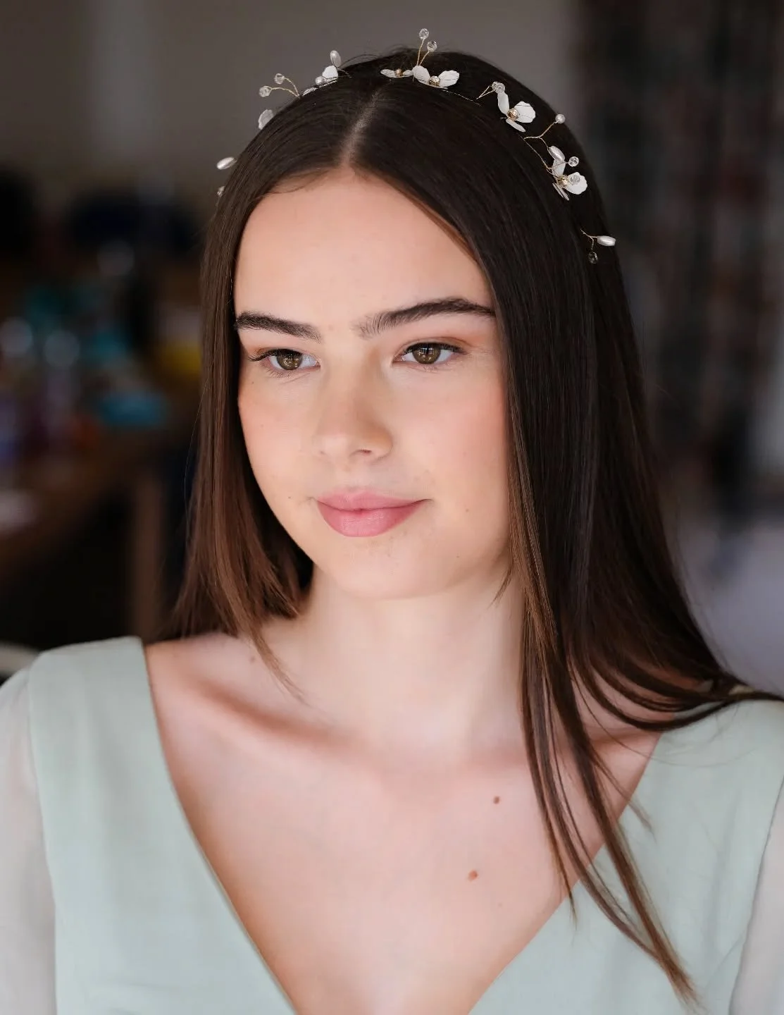TEEN BRIDESMAIDS
Light texture make up keeps teens looking youthful and fresh, not masked in heavy make up.
.
#bluevanillabeauty #kerryregan #surreymakeupartist #weybridgemakeup #burrowsleawedding #burrowsleacountryhouse