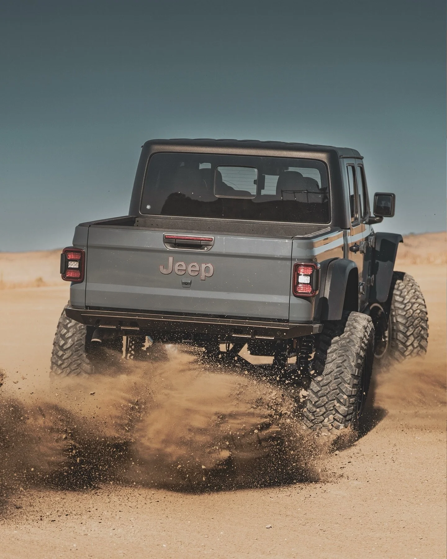 Traction is optional&hellip;

Stay tuned for our full build walk-around on YouTube. 

Owner: @derrik.3lackmore 

The Build: 
@built2wander 
@motobilt_inc 
@warnindustries 
@teraflexsuspension 
@nittotire 

#3DOffroad #GladiatorBuild #TeraFlex #Offroa