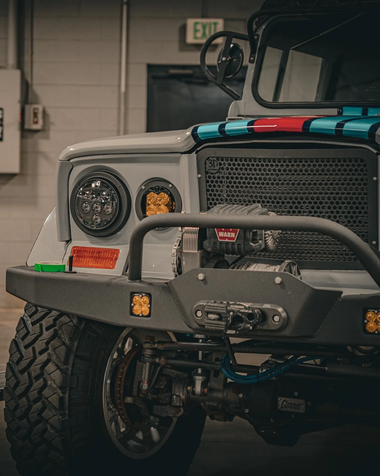 Final SEMA prep on the M715, can&rsquo;t wait to show you all next week! 

#sema #martiniracing #built2wander #jeep #jeeplife #offroad