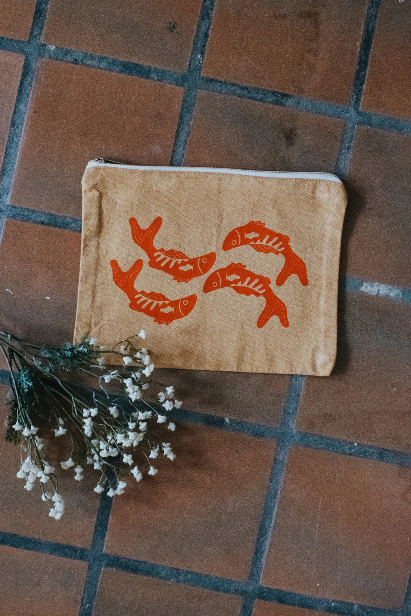 Fish Zipper Pouch