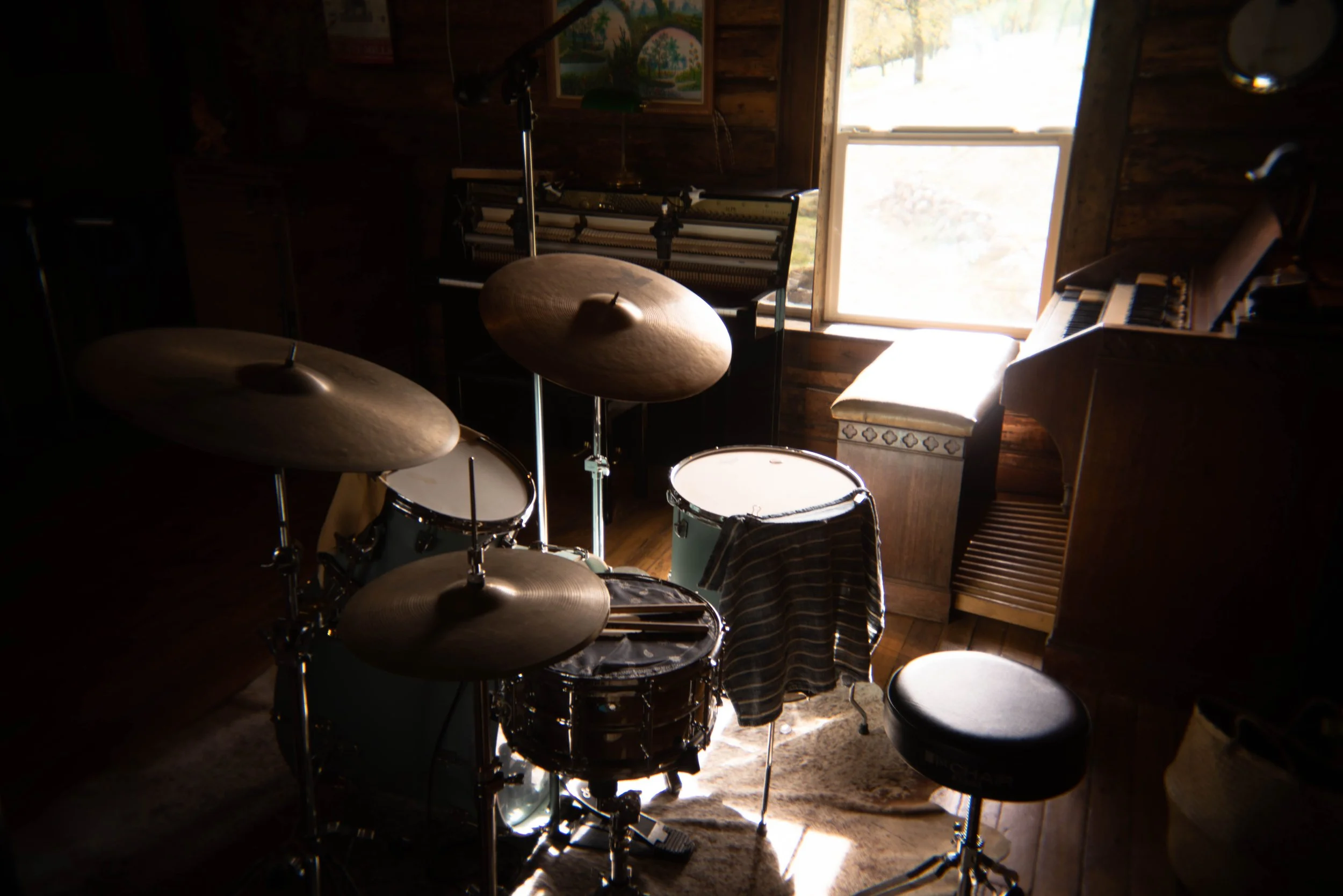 Middle Ridge Studio Interior-5.jpg