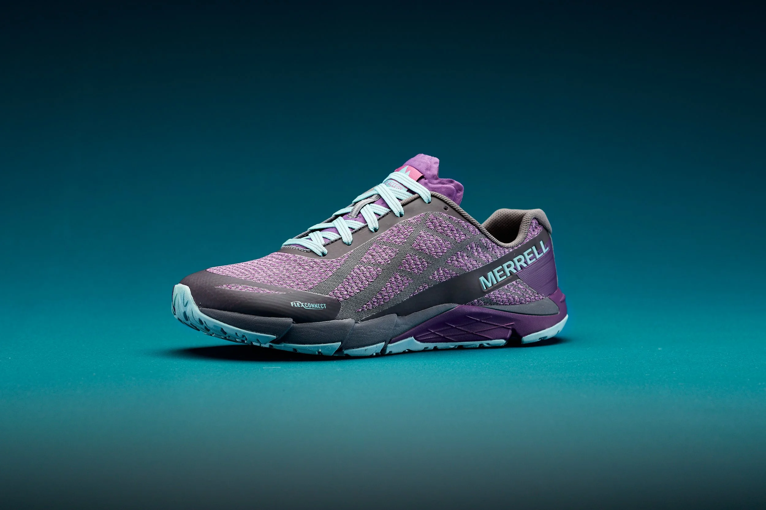 MRL_FW18_J77618_W_BARE_ACCESS_FLEX_SHIELD_HYPERNATURE.jpg