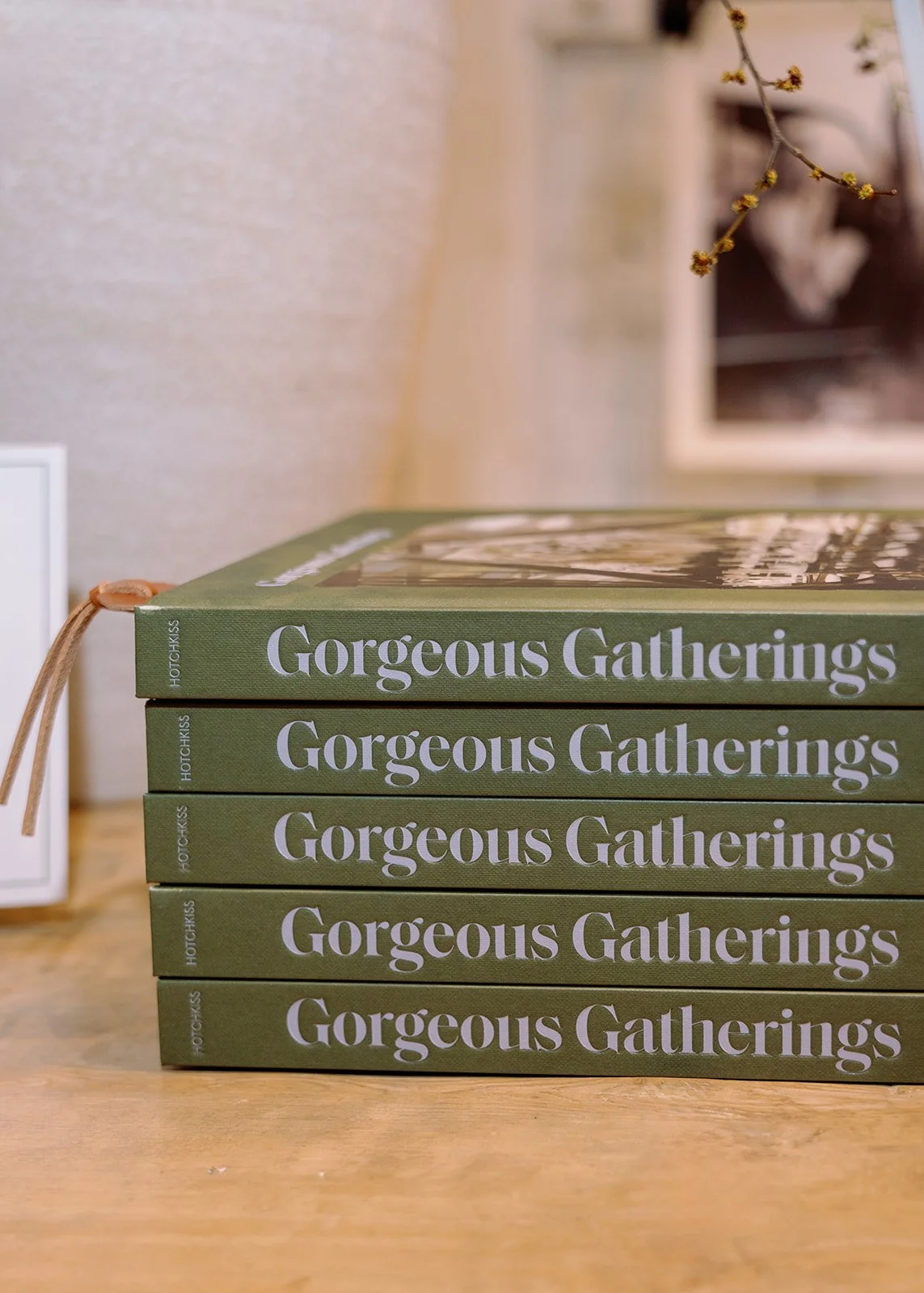 040225_AP_GorgeousGatherings_KelseyMardPhoto_128_websize.jpg