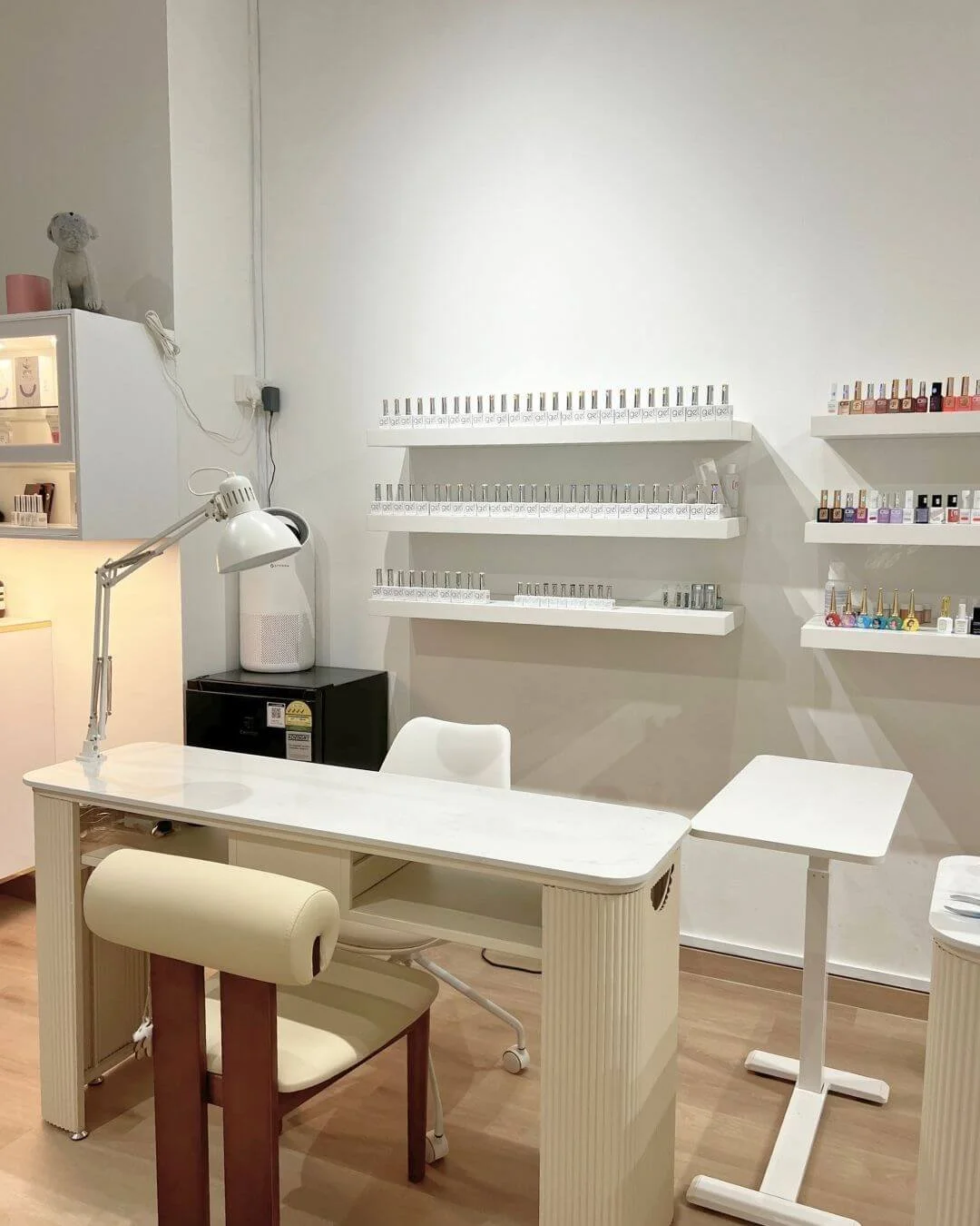 Manicure Station | Nicole Highway