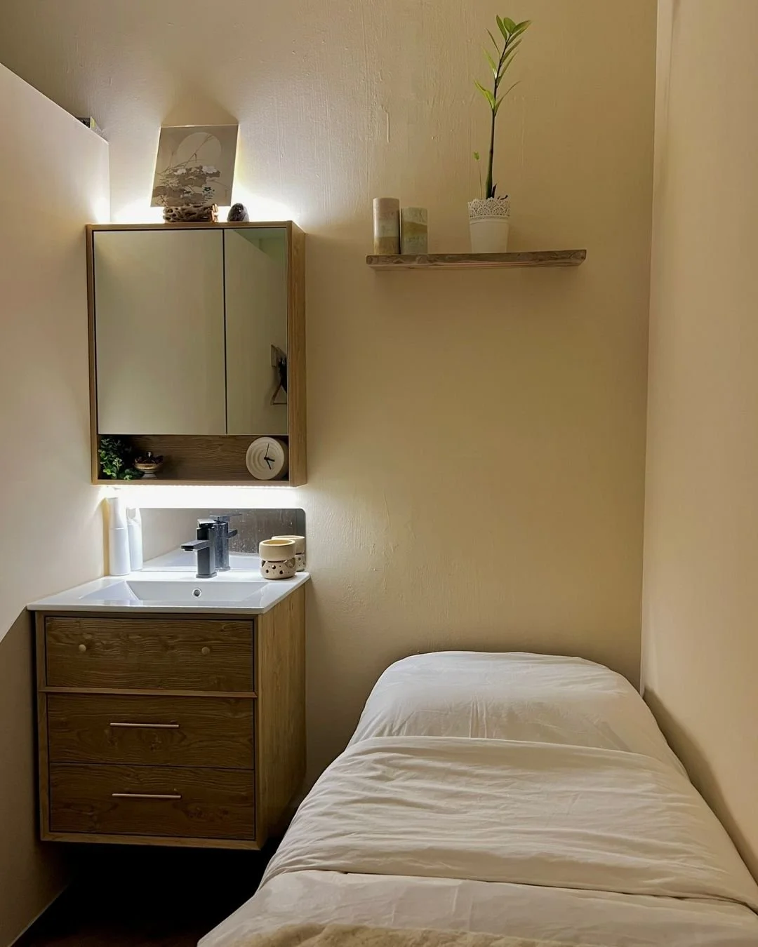 Private Room (Close Up).jpg
