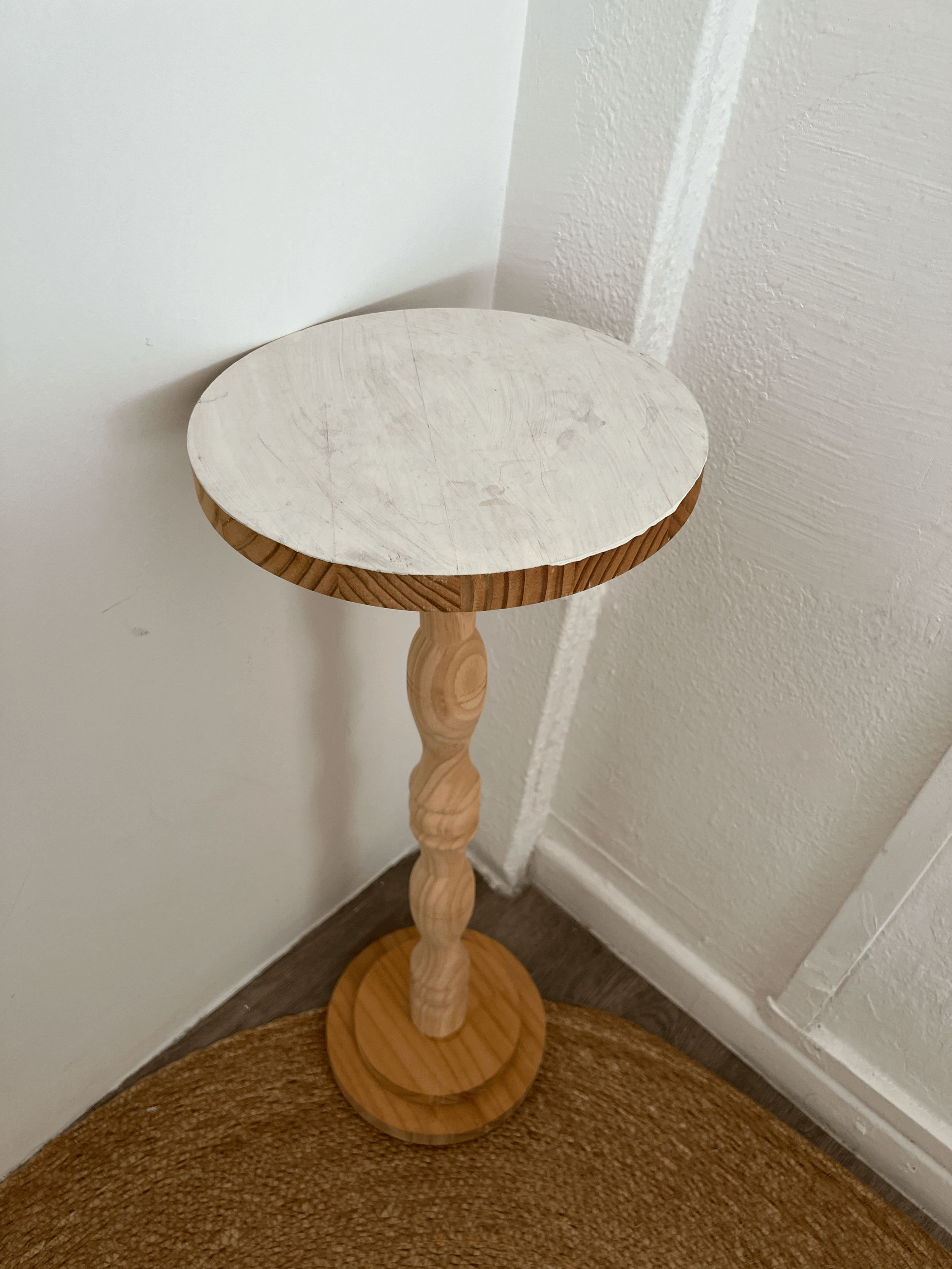 Round Wooden Client Side Table