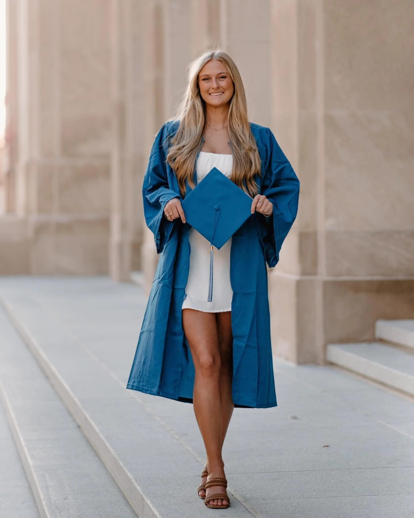 Interrupting the usual MSU grad photos because my beautiful cousin graduated from GVSU this weekend 💙