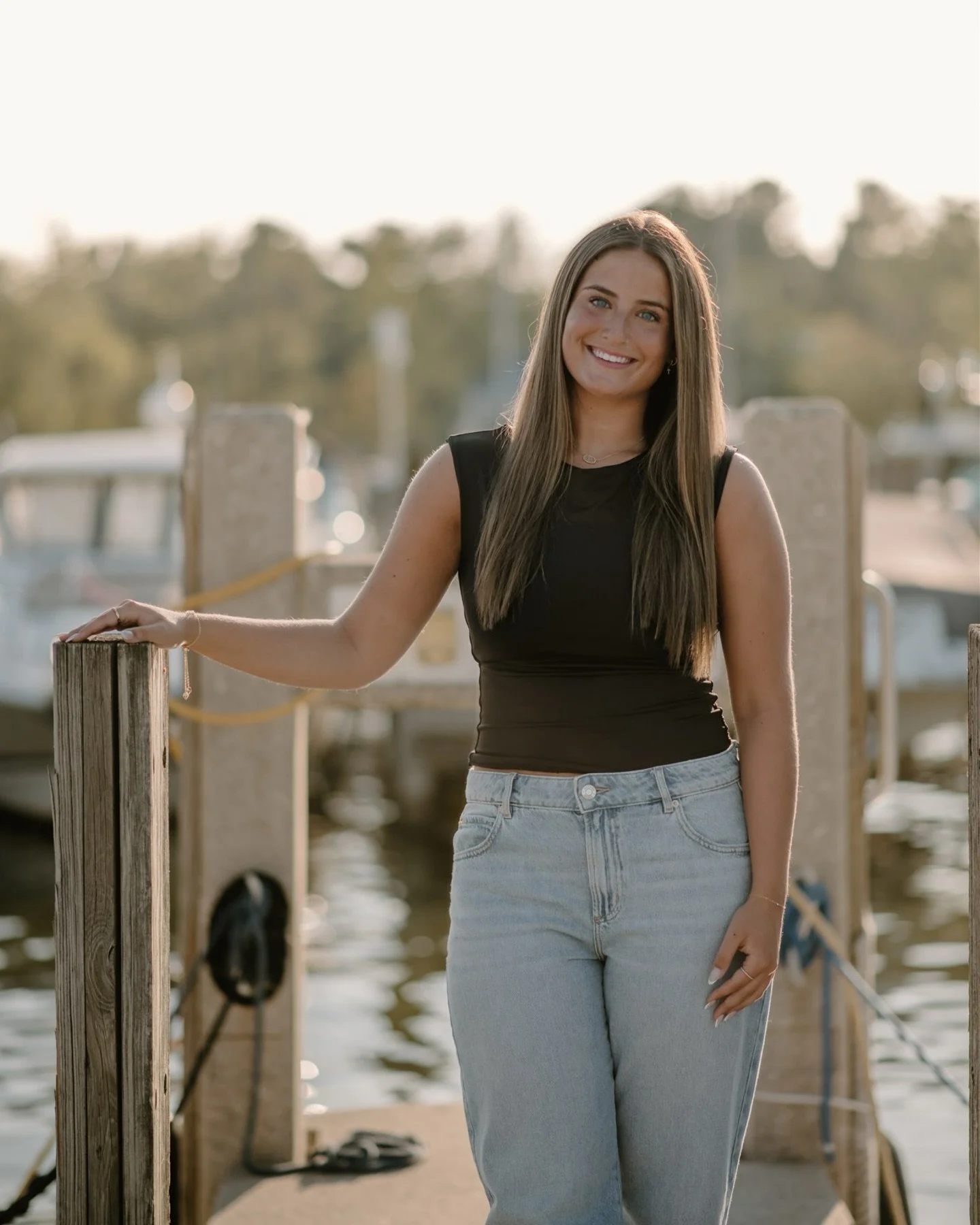 Katie&rsquo;s session!!! 🌞

Class of &lsquo;27, I&rsquo;m currently booking you! Super limited availability since I&rsquo;m going to be so busy this summer :,) If you were thinking about me as your photog bestie this year, let&rsquo;s connect 💌