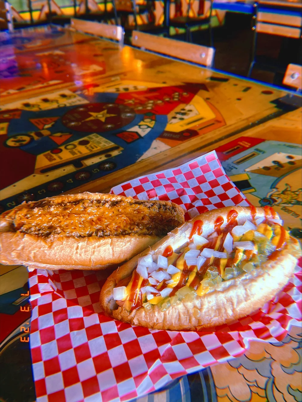 Eat — Flippers Tavern