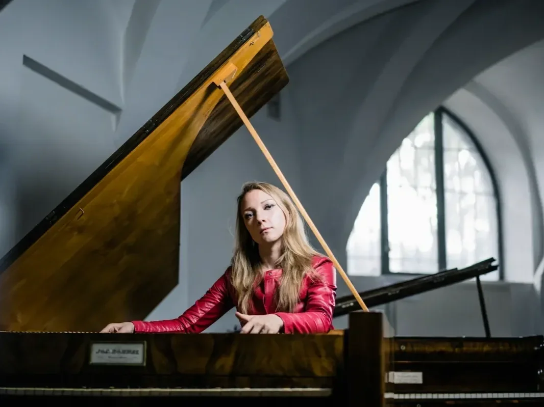 Olga Pashchenko @ Yat Ho Tsang