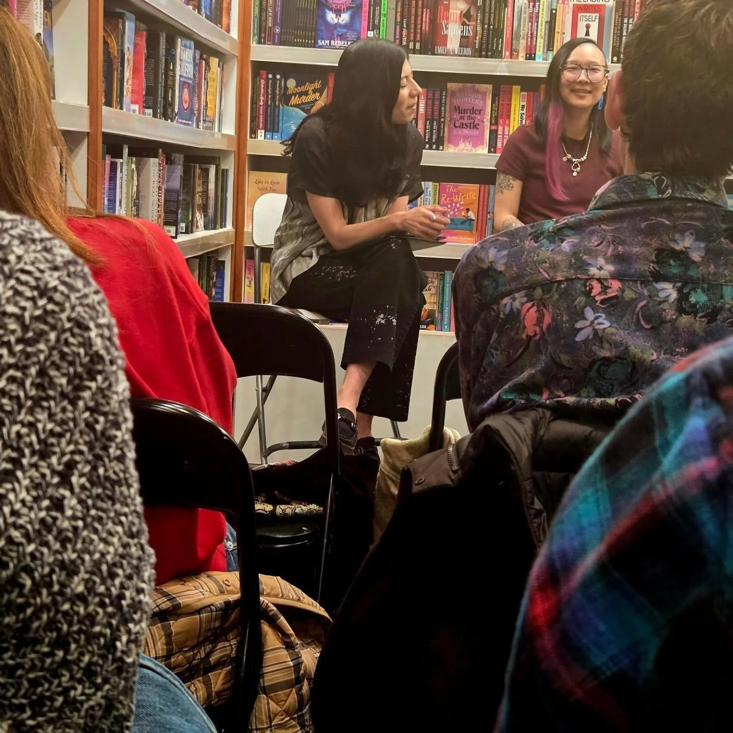 Delightful readings at @argobookshop with Christina Shah, @mishasolomon and @isabellawangbc_ and generously moderated by @sarahwolfsonwriter - a quartet of voices highlighting the range of talent in this country....

#GettingLitWithLinda 
#canadianpo