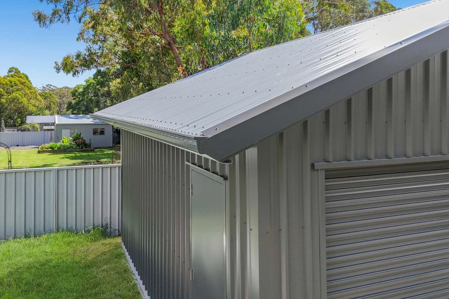 450mm shed eaves