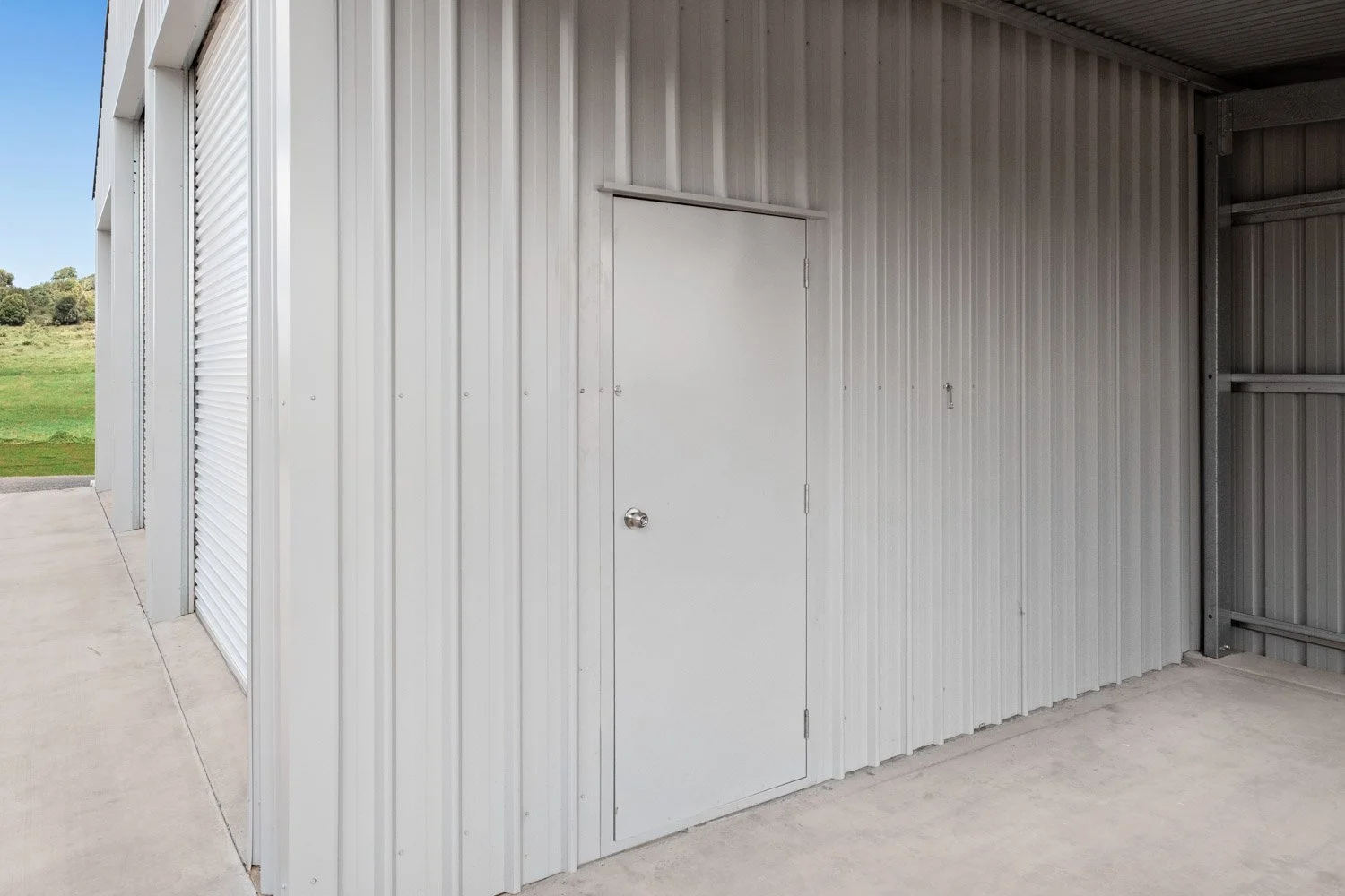 larnec pa door on shed