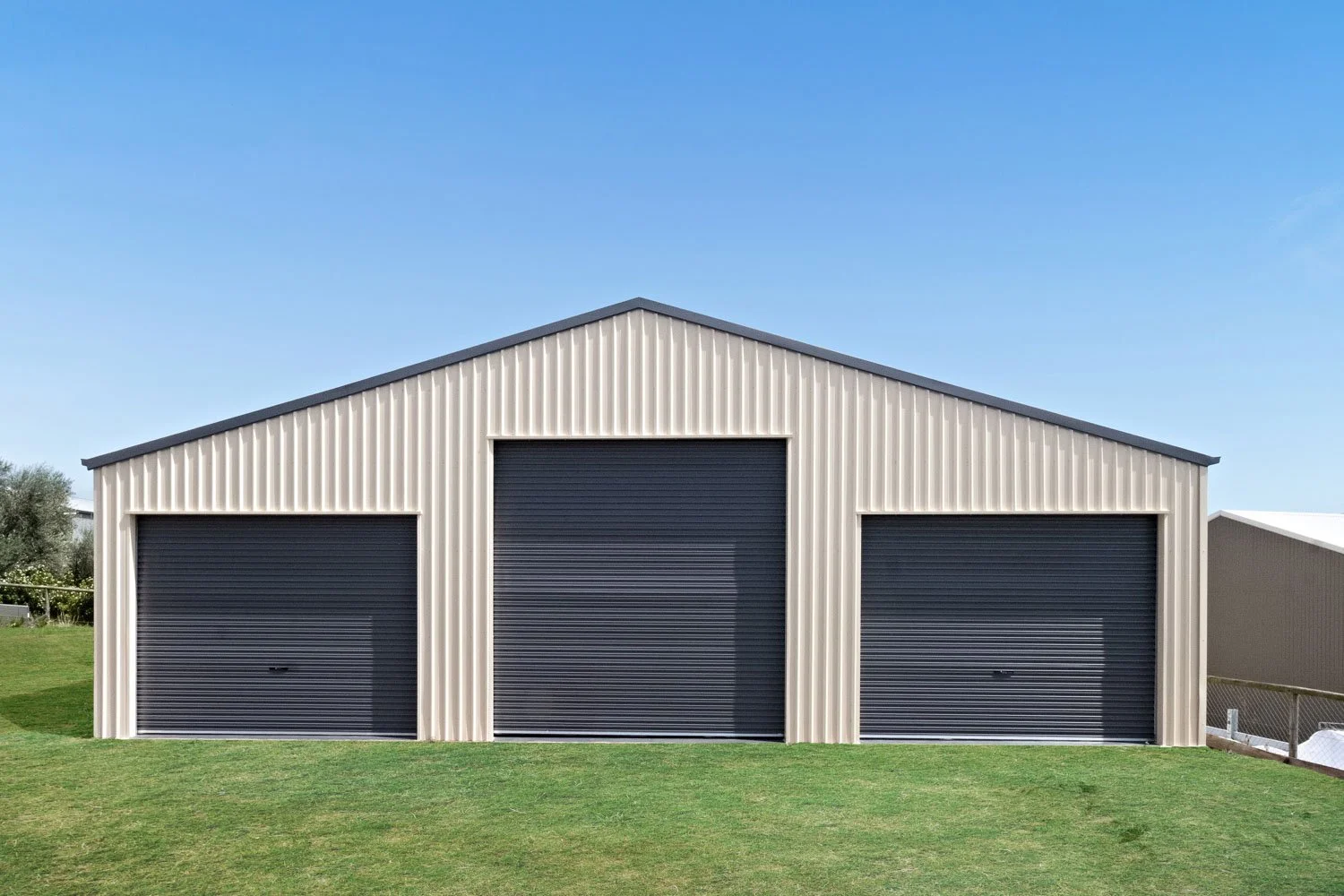 A Big Backyard Shed in Meringandan West