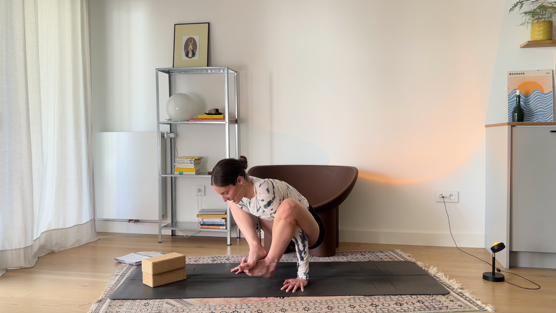 Bhujadidasana