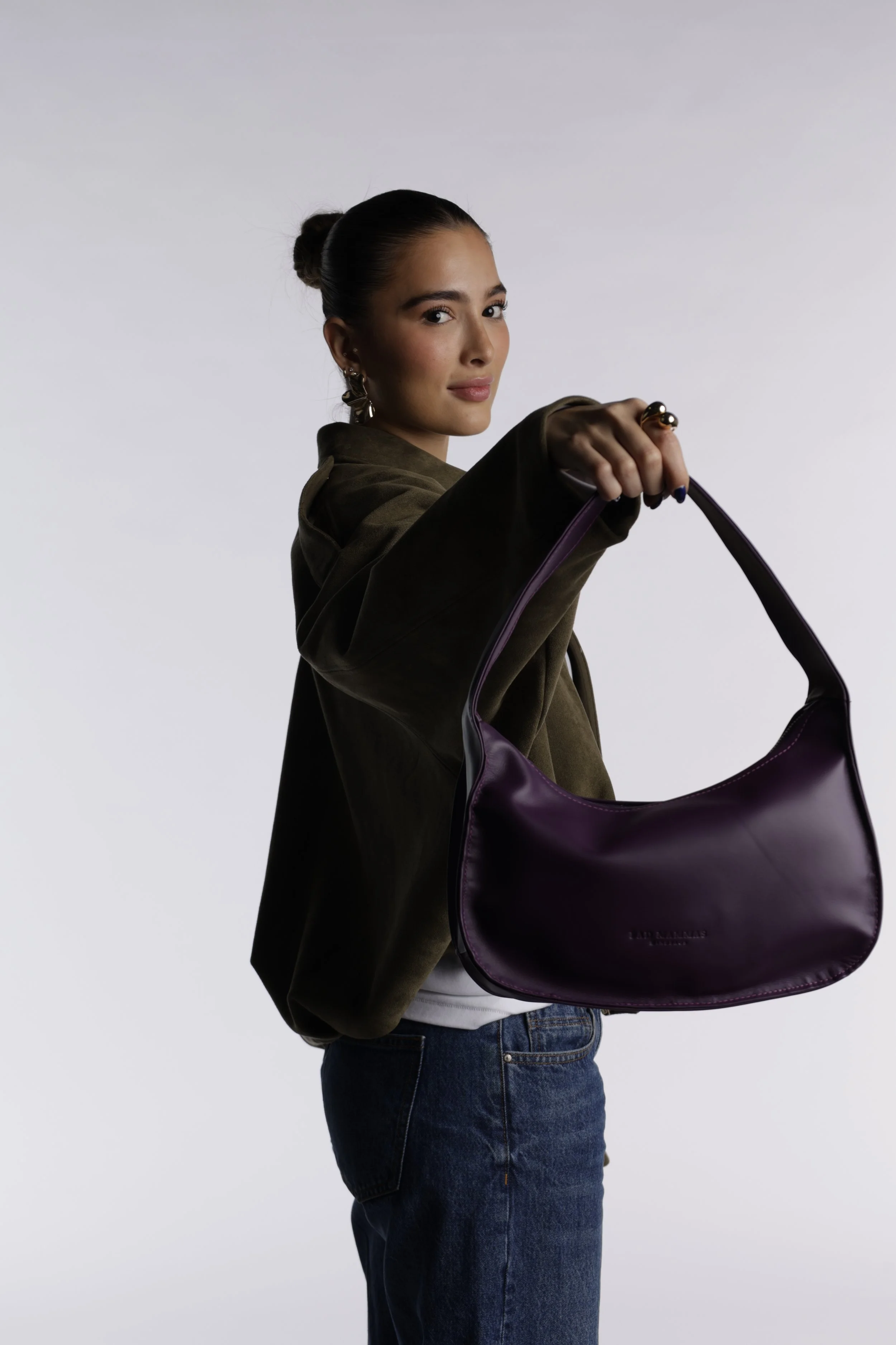 https://www.badmammashandbags.com/bolsos1/p/bolso-sofia-gris