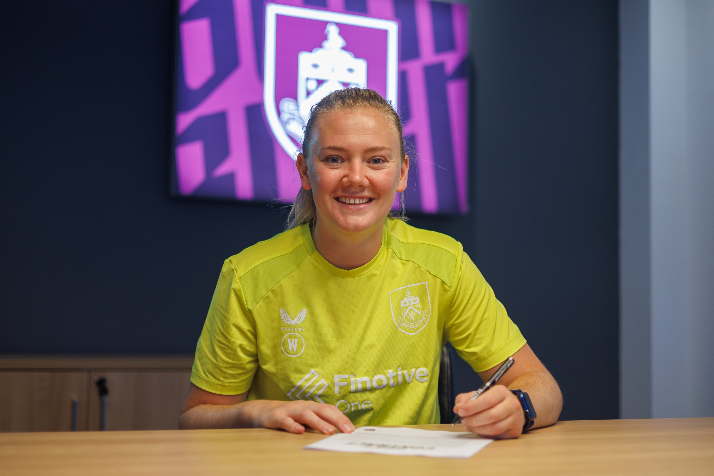 Jackie joins Burnley F.C.