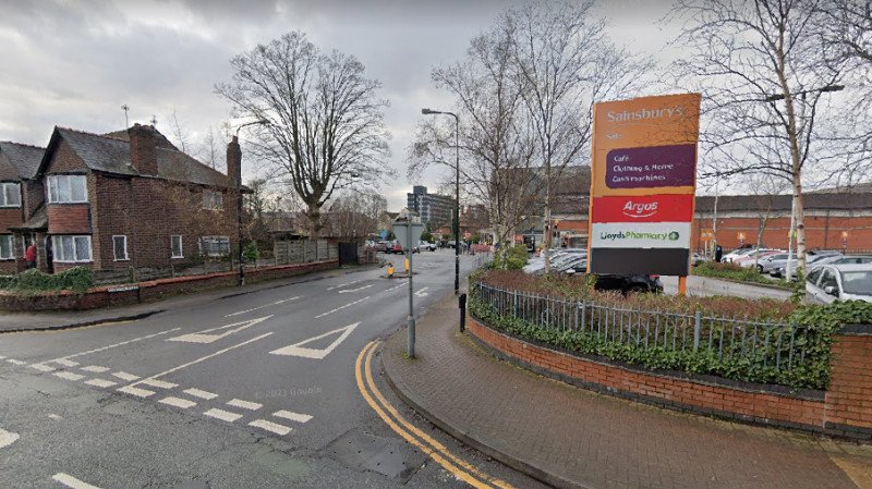 Lloyds Pharmacy at Sainsbury's Sale to close