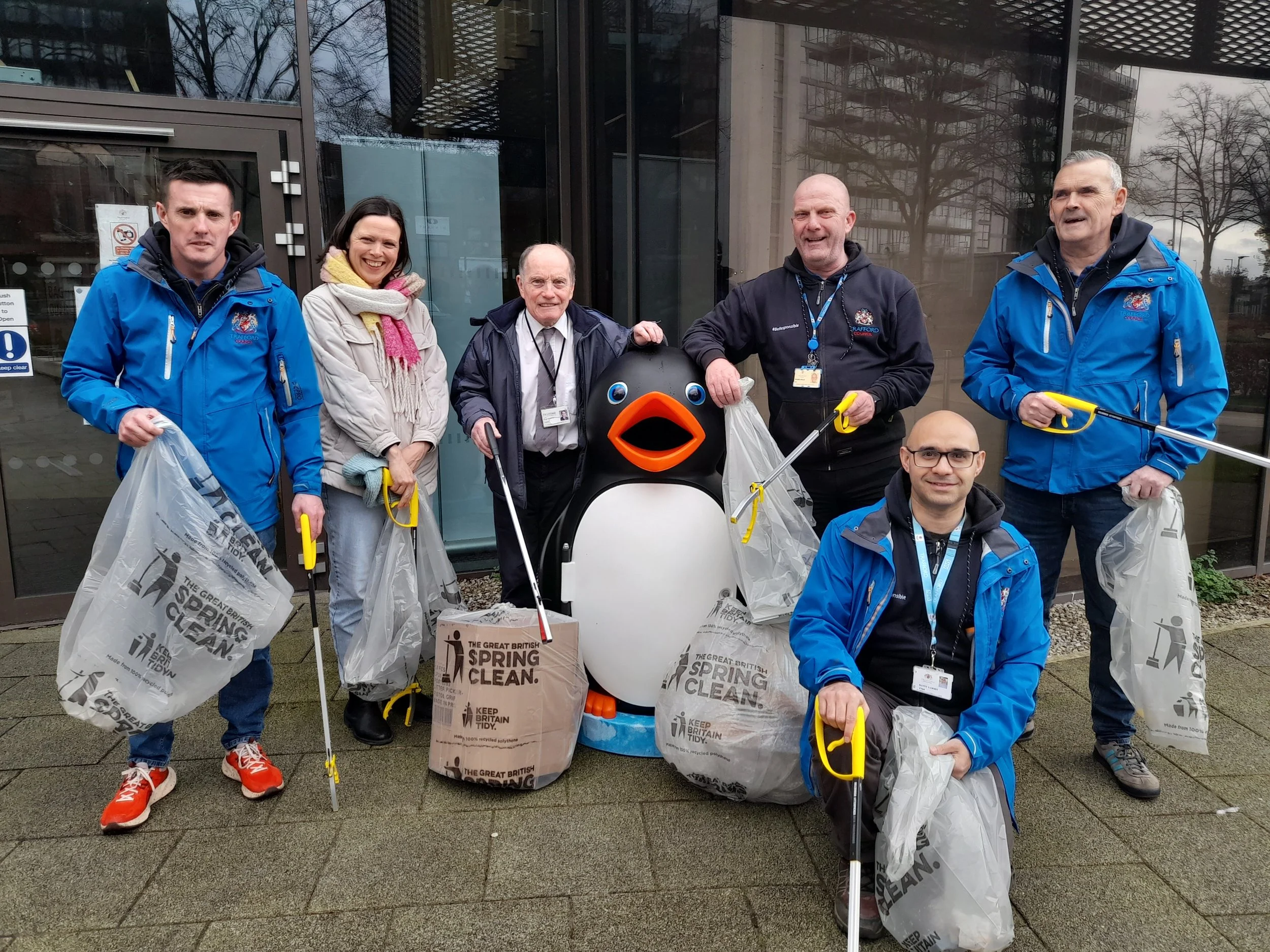 Keep Britain Tidy: Pledge to pick just one bag of litter in March