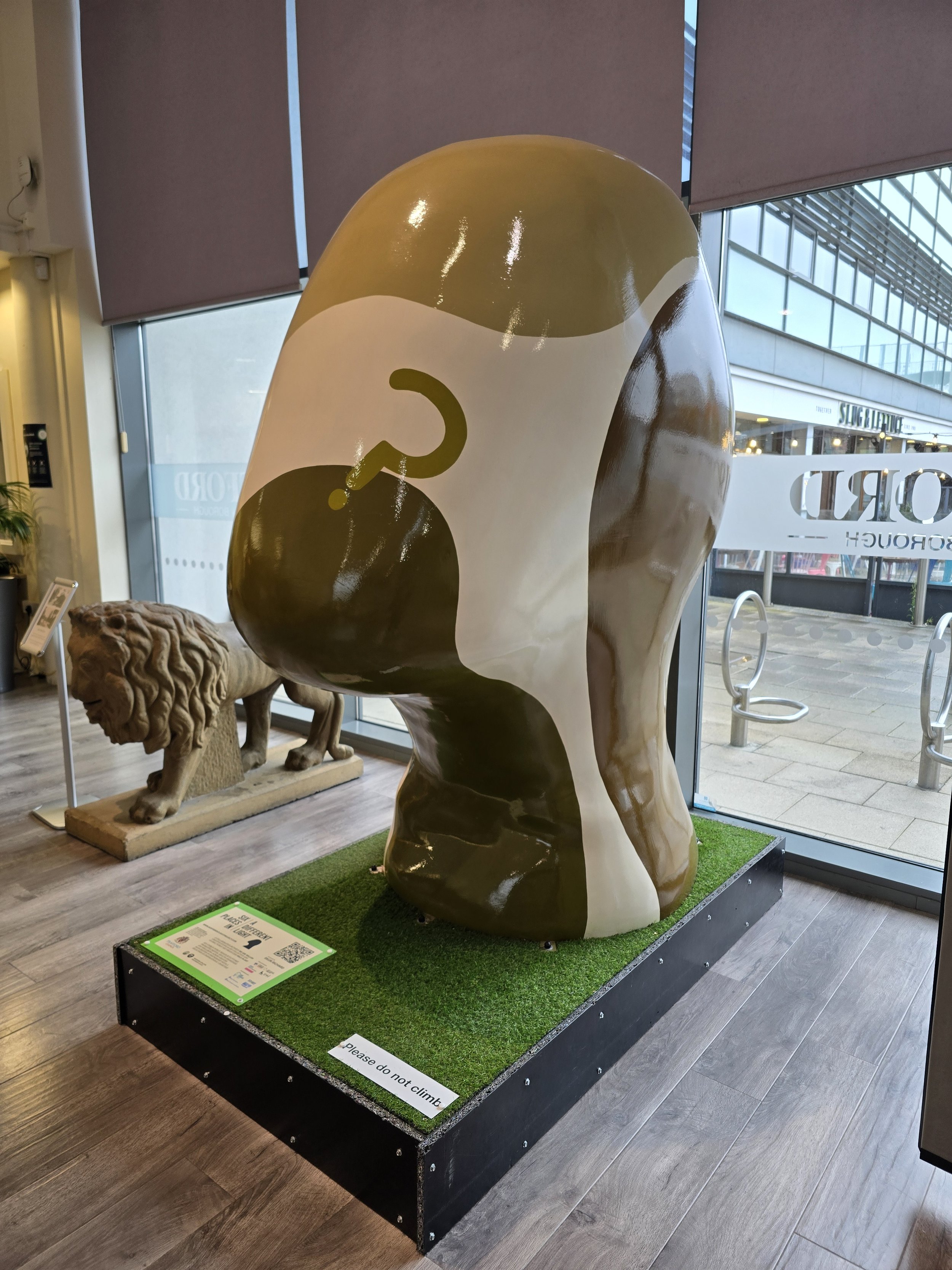 New sculpture at Sale Waterside sheds a different light on mental health