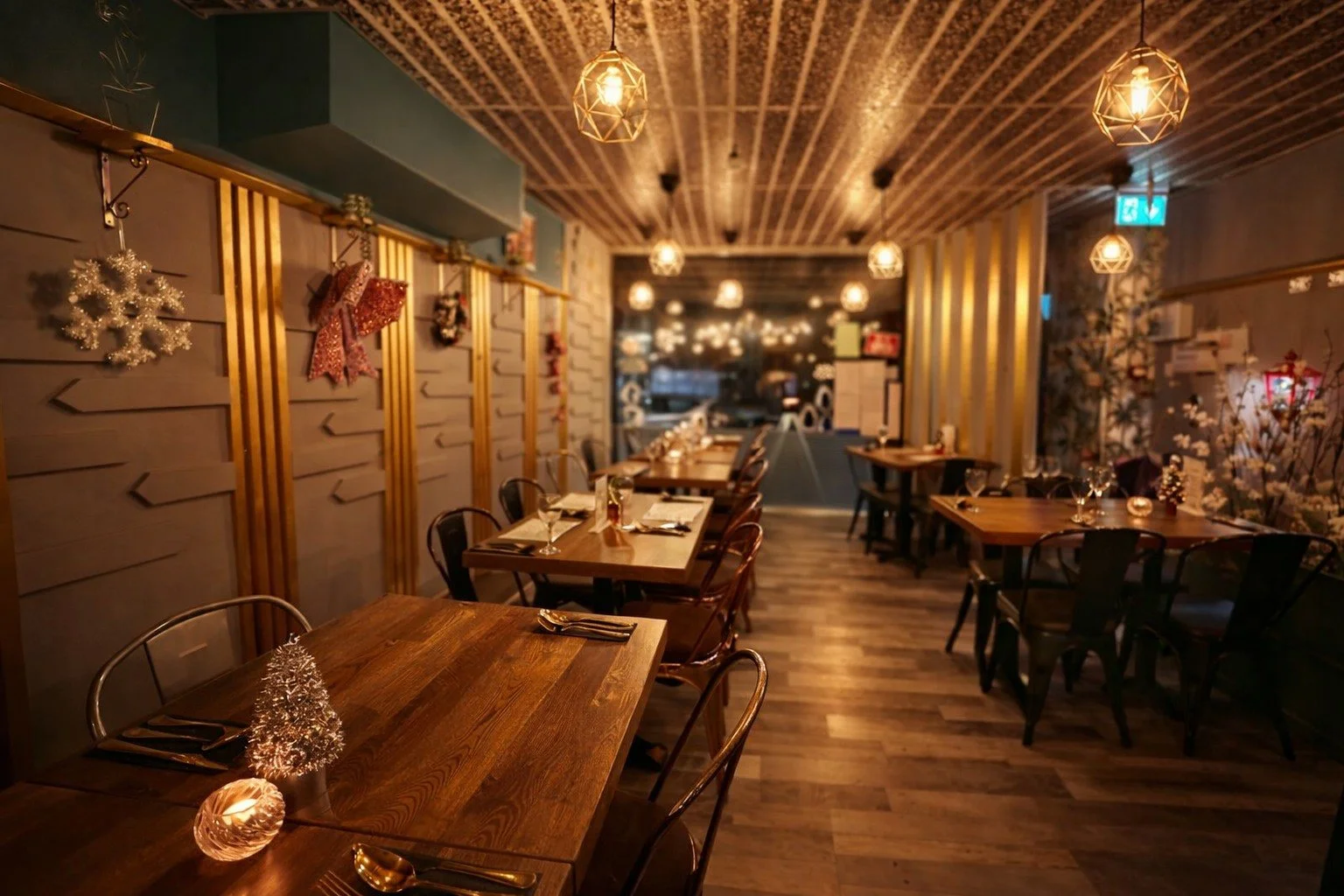 Restaurants to celebrate Valentine's Day in Sale