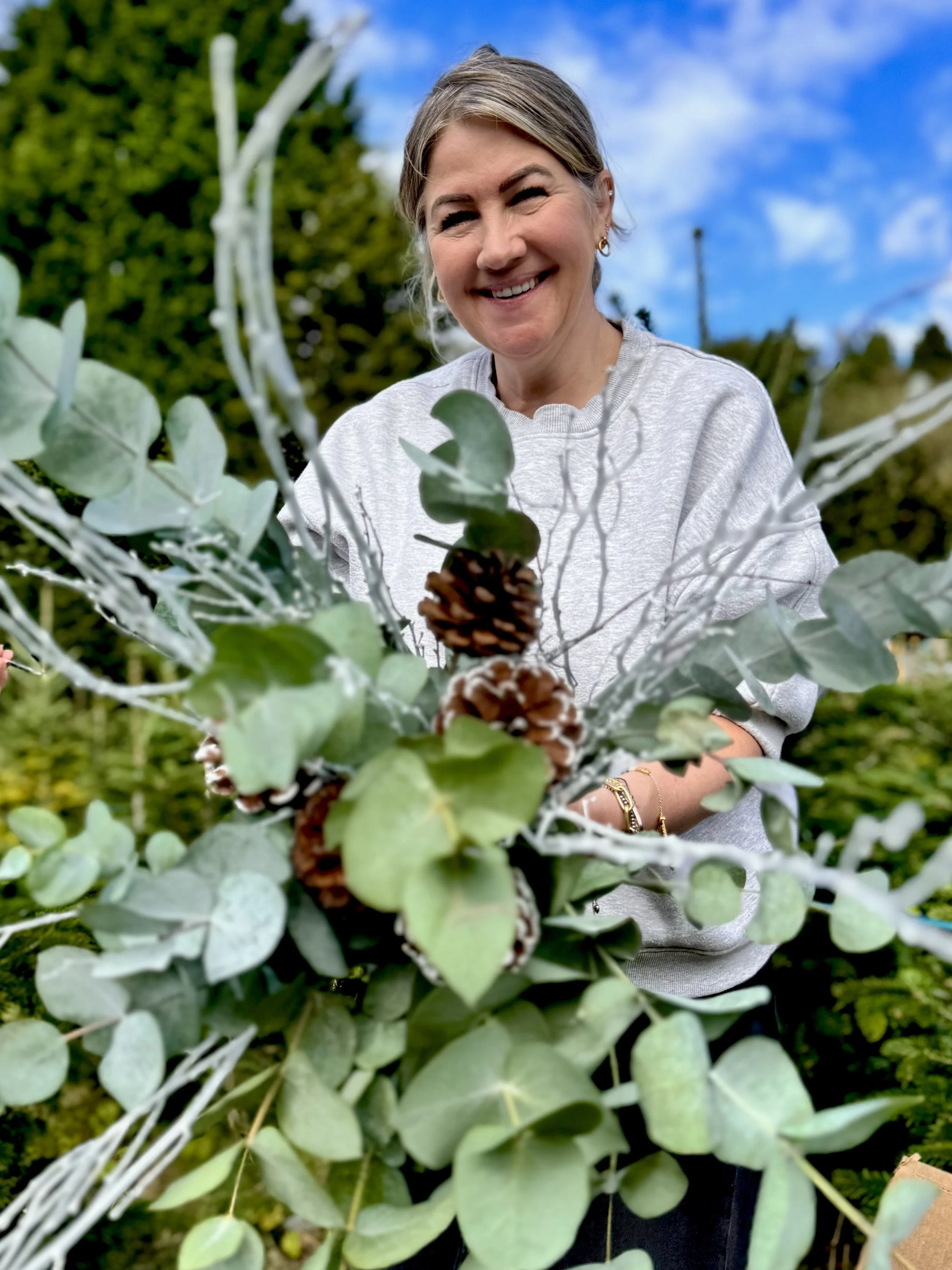 Sale designer launches sustainable Christmas décor service